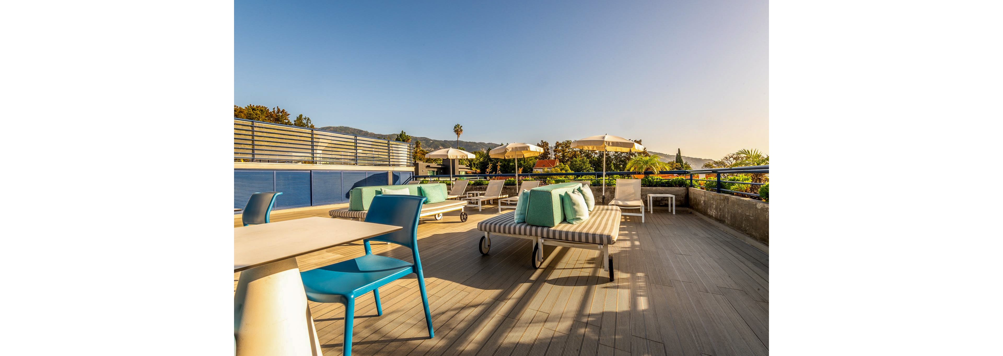 Terrace Mar Suite Hotel