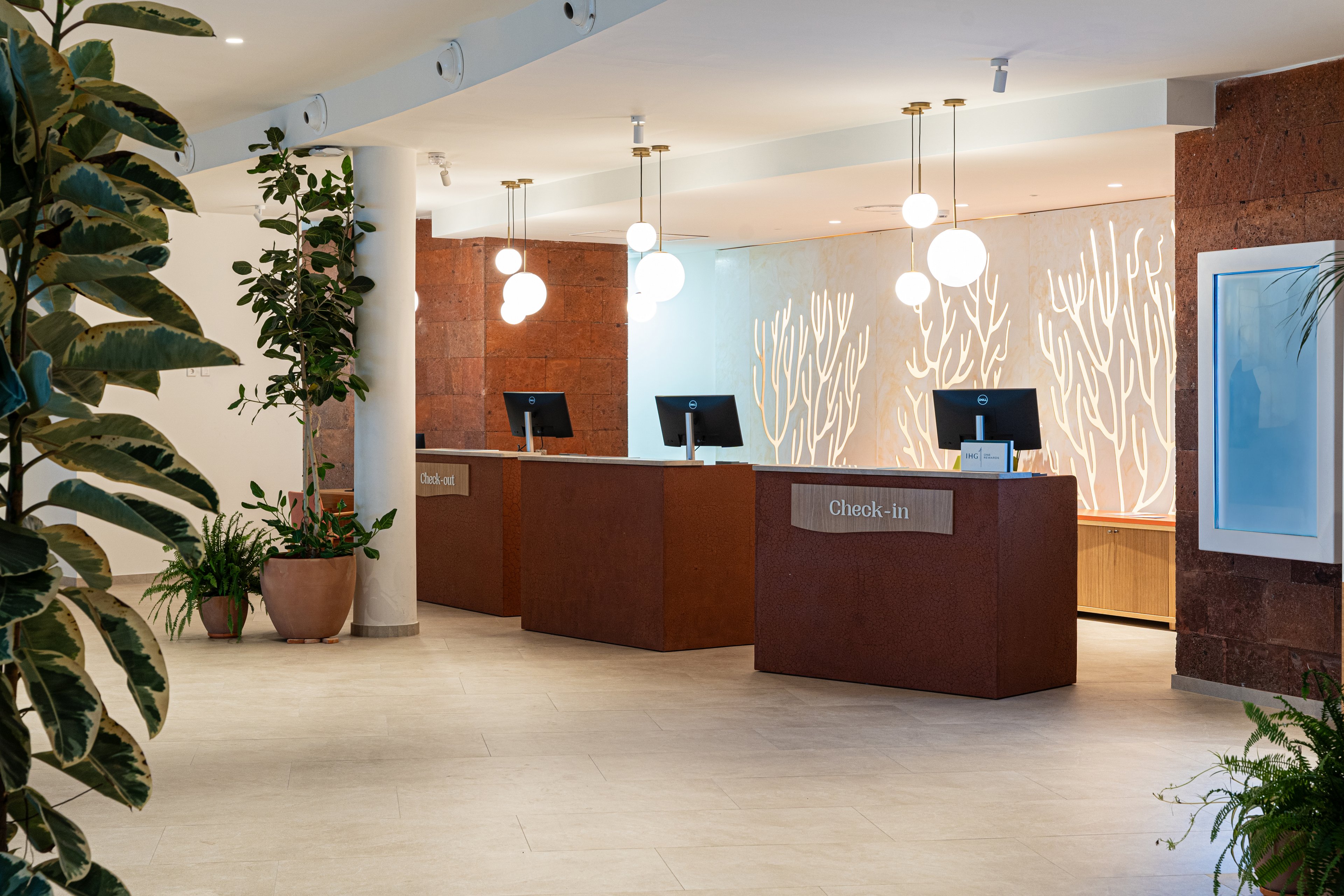 Iberostar Waves Gaviotas Park