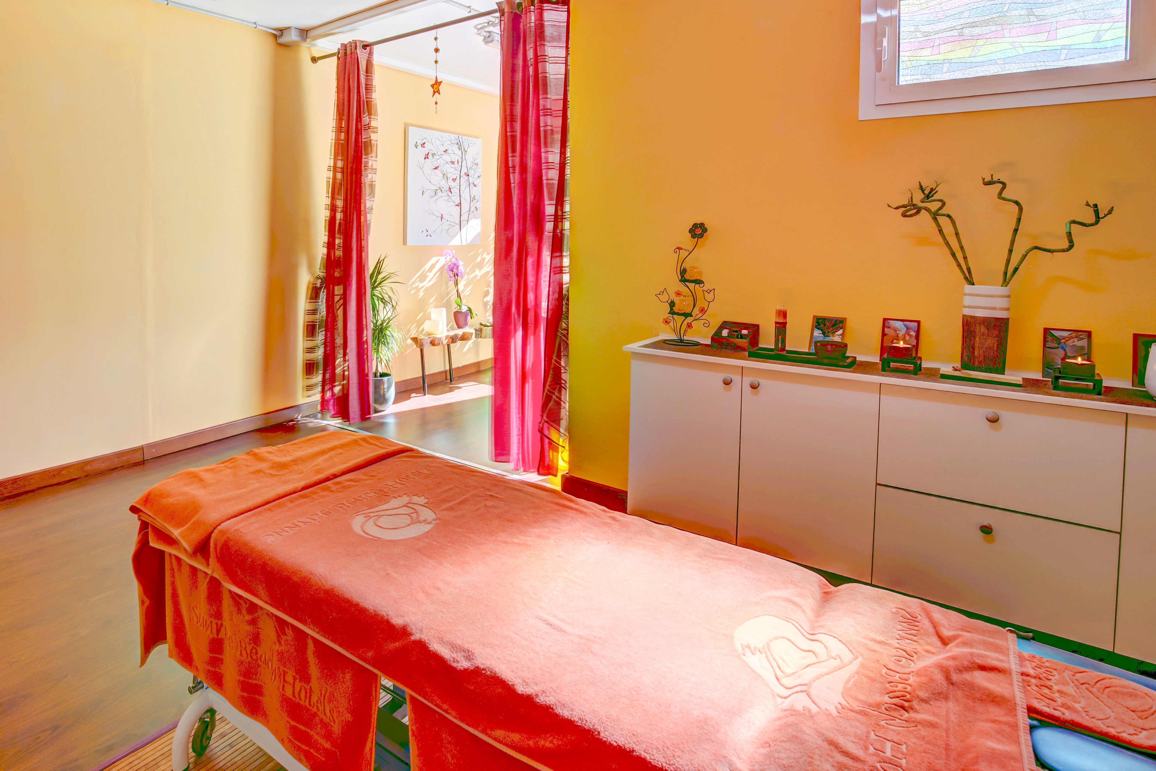 SBH Monica Beach Resort