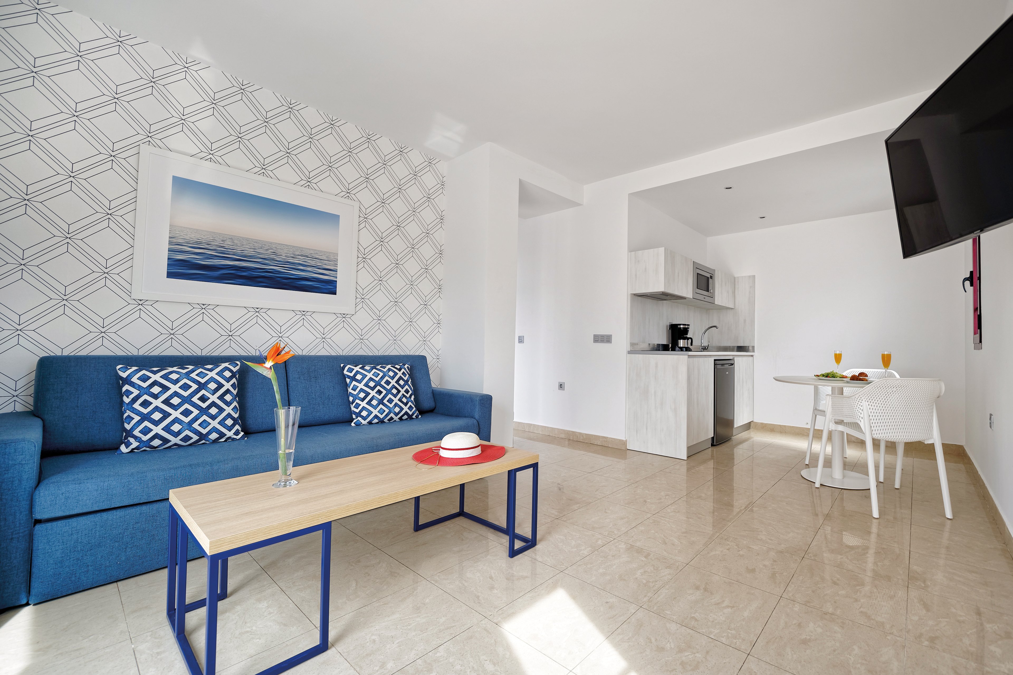 Broncemar Beach Hotel