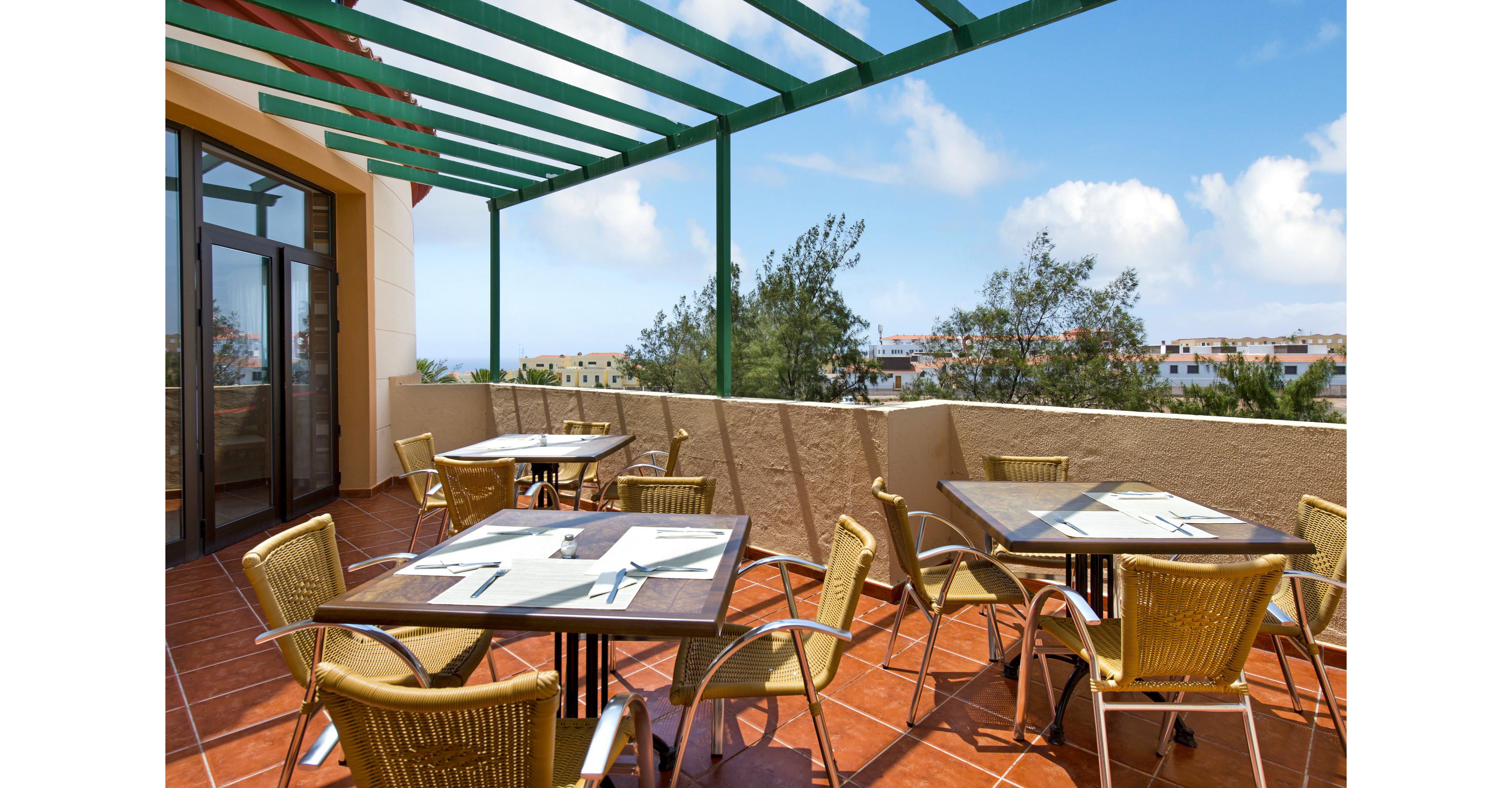 Elba Lucia Sport & Suite Hotel