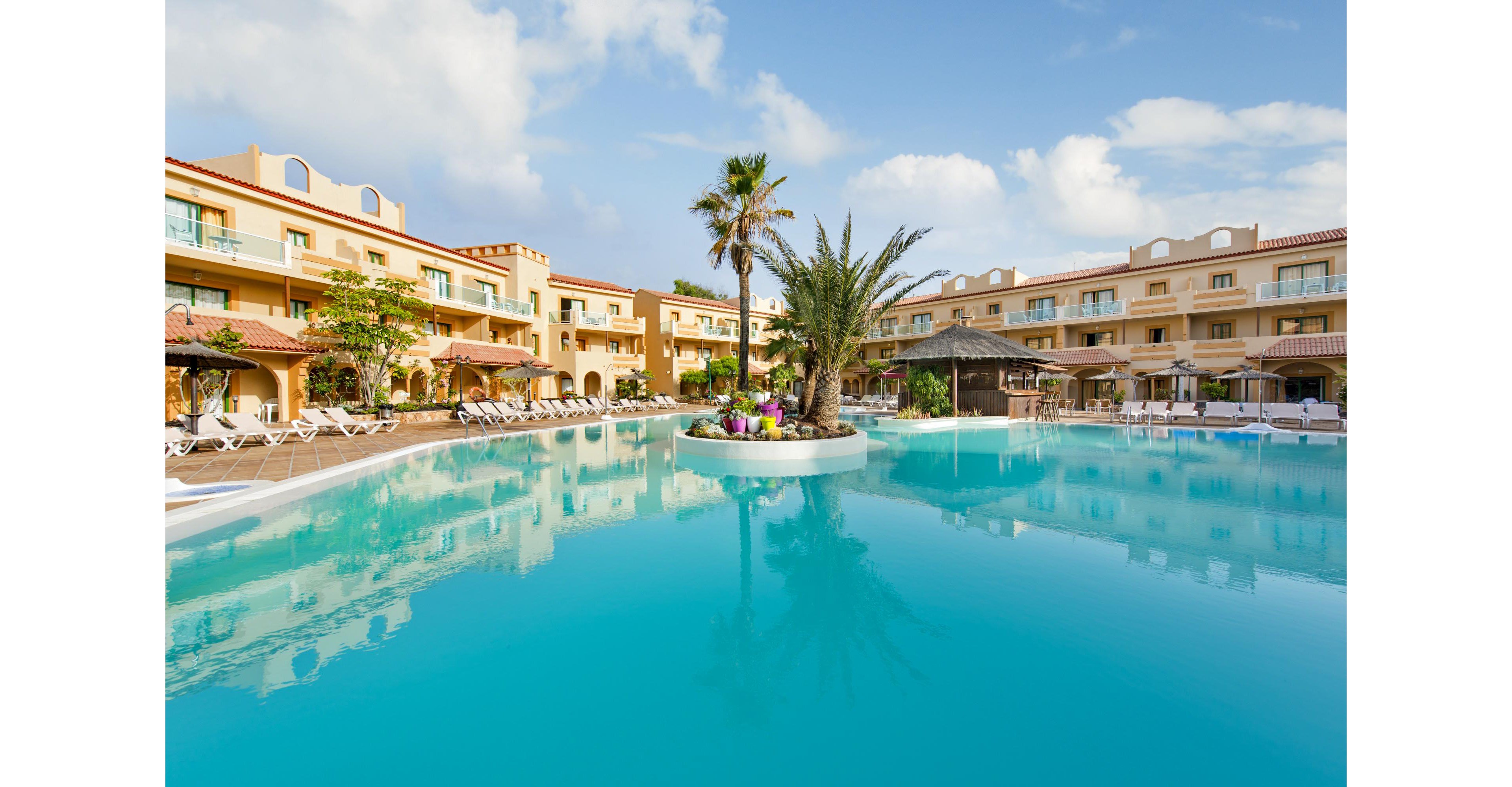 Elba Lucia Sport & Suite Hotel