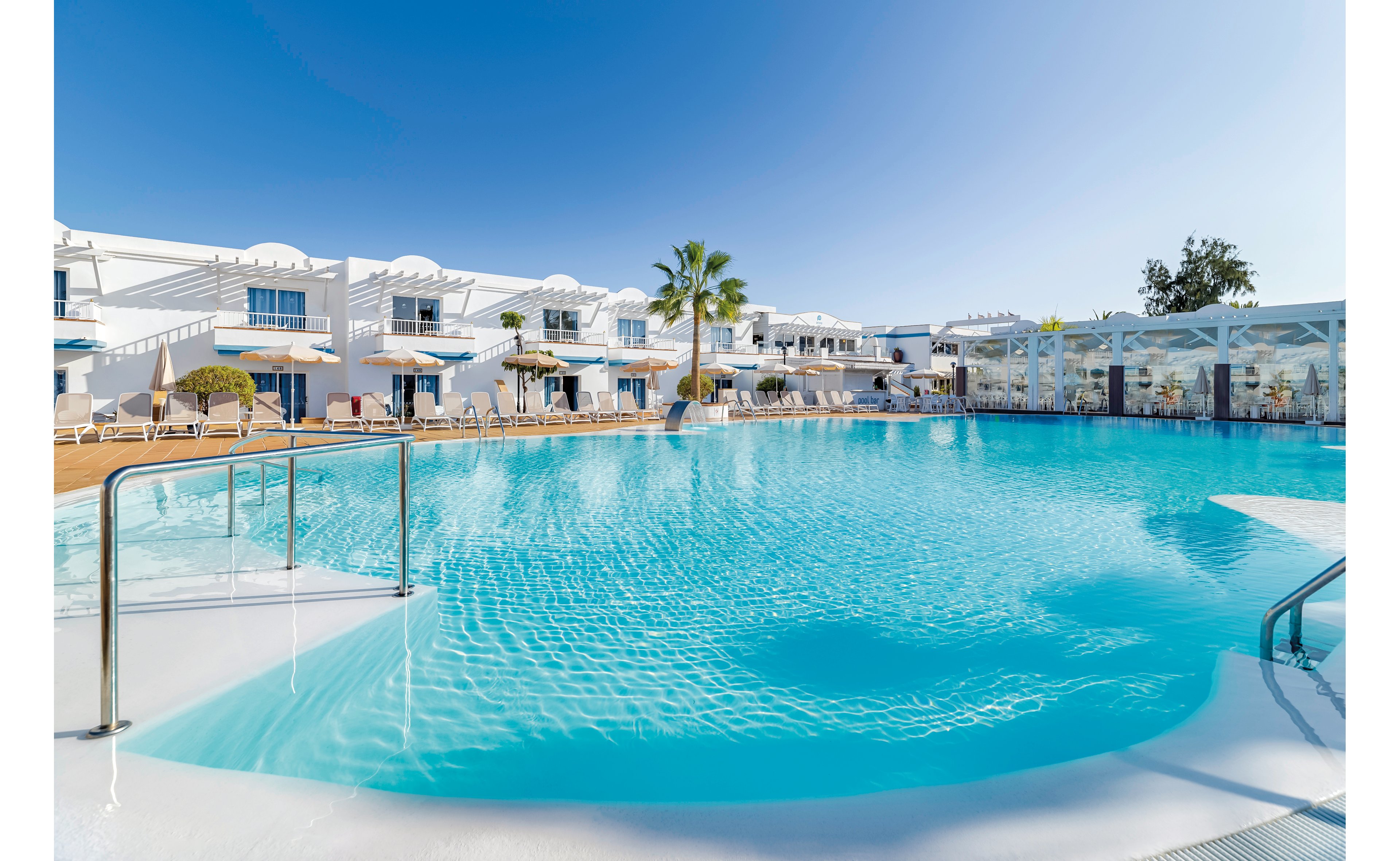 Arena Beach & Acua Waterpark