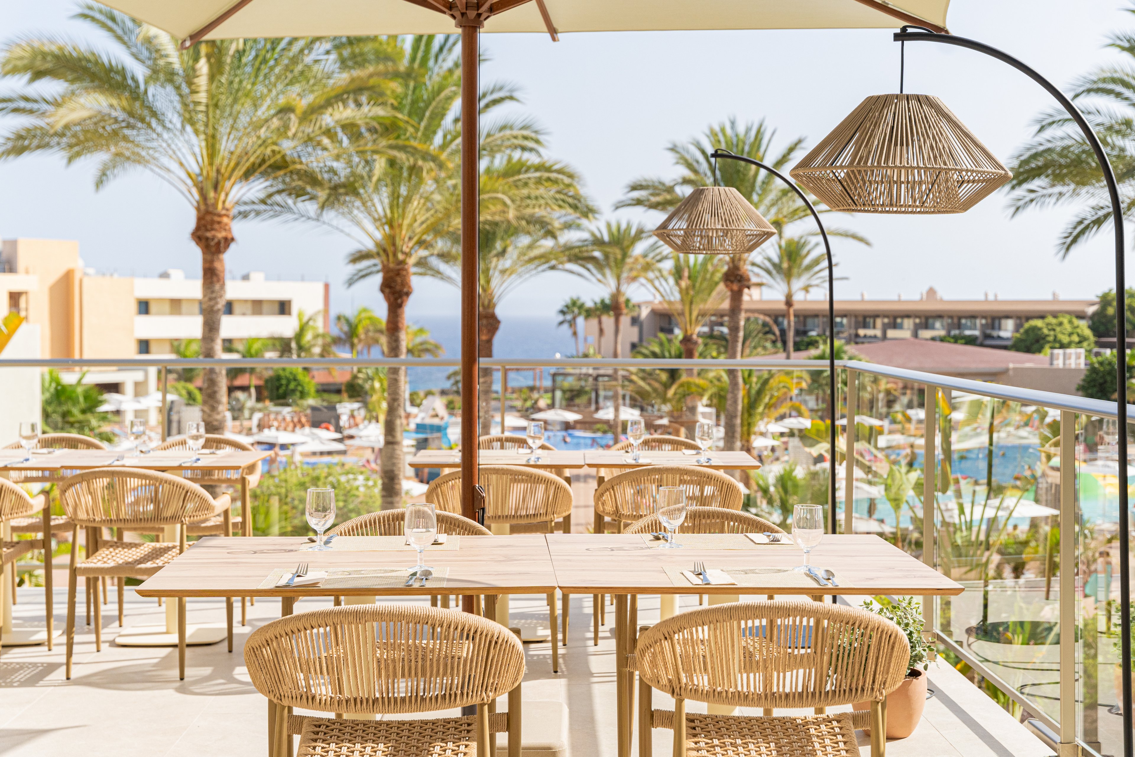 Iberostar Waves Gaviotas Park & Oasis Wildlife