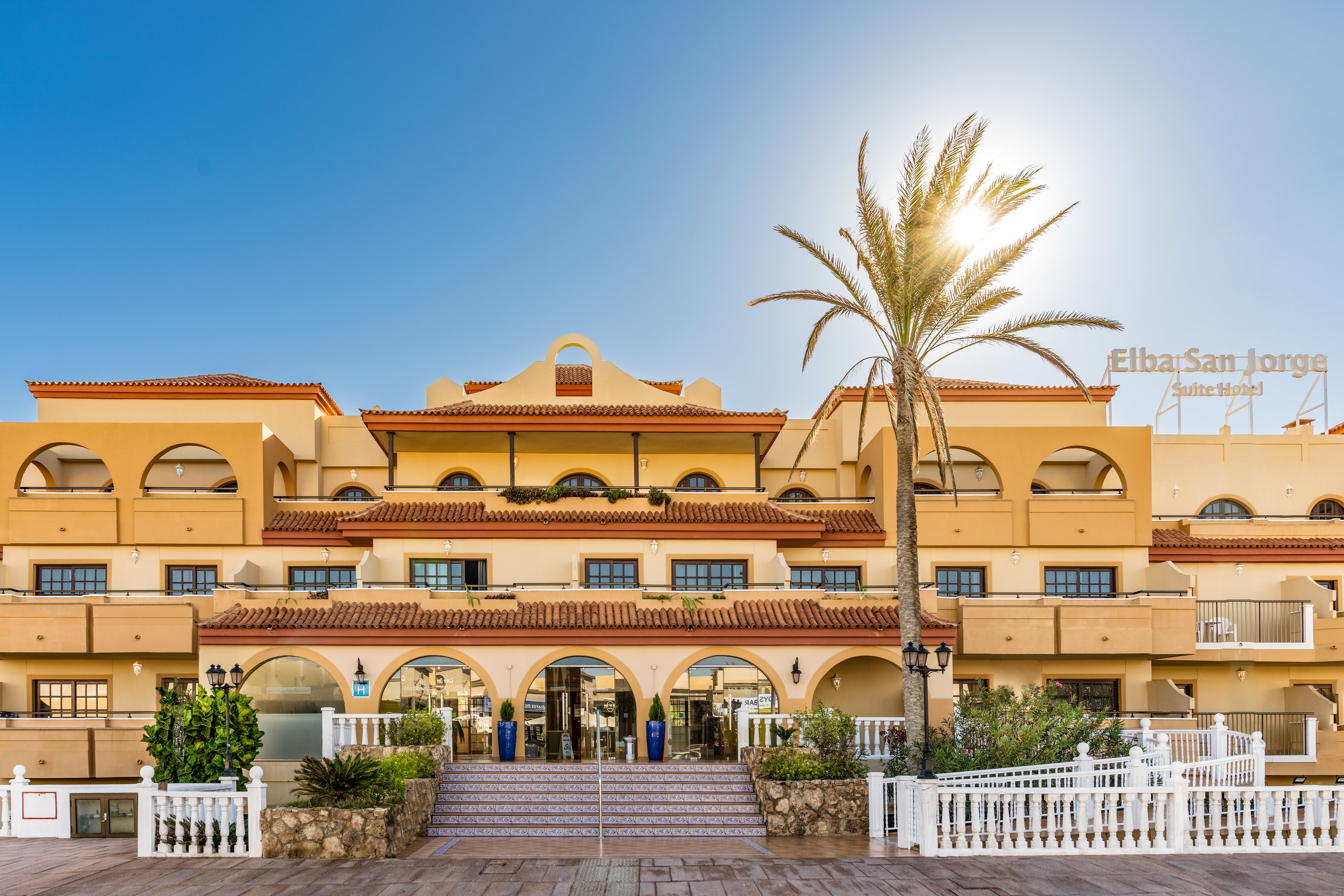 Elba Castillo San Jorge & Antigua Suite Hotel