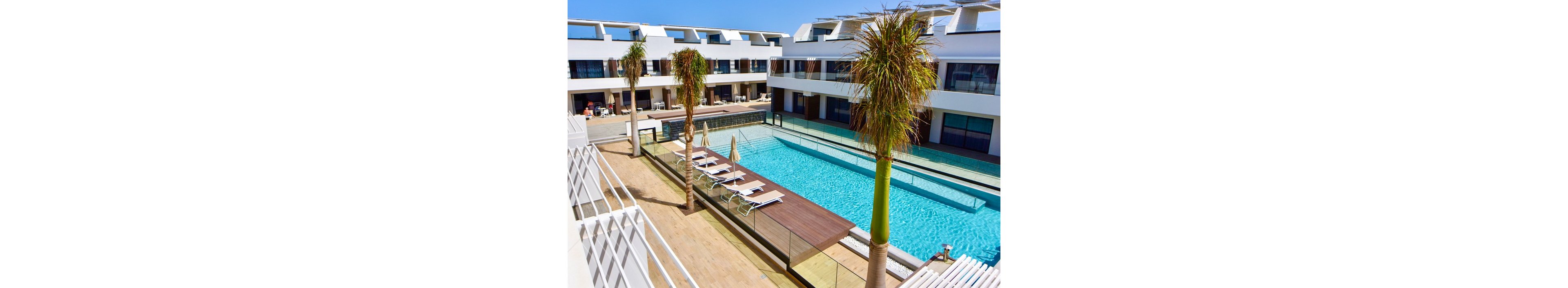 Esmeralda Cotillo Homes by LIVVO