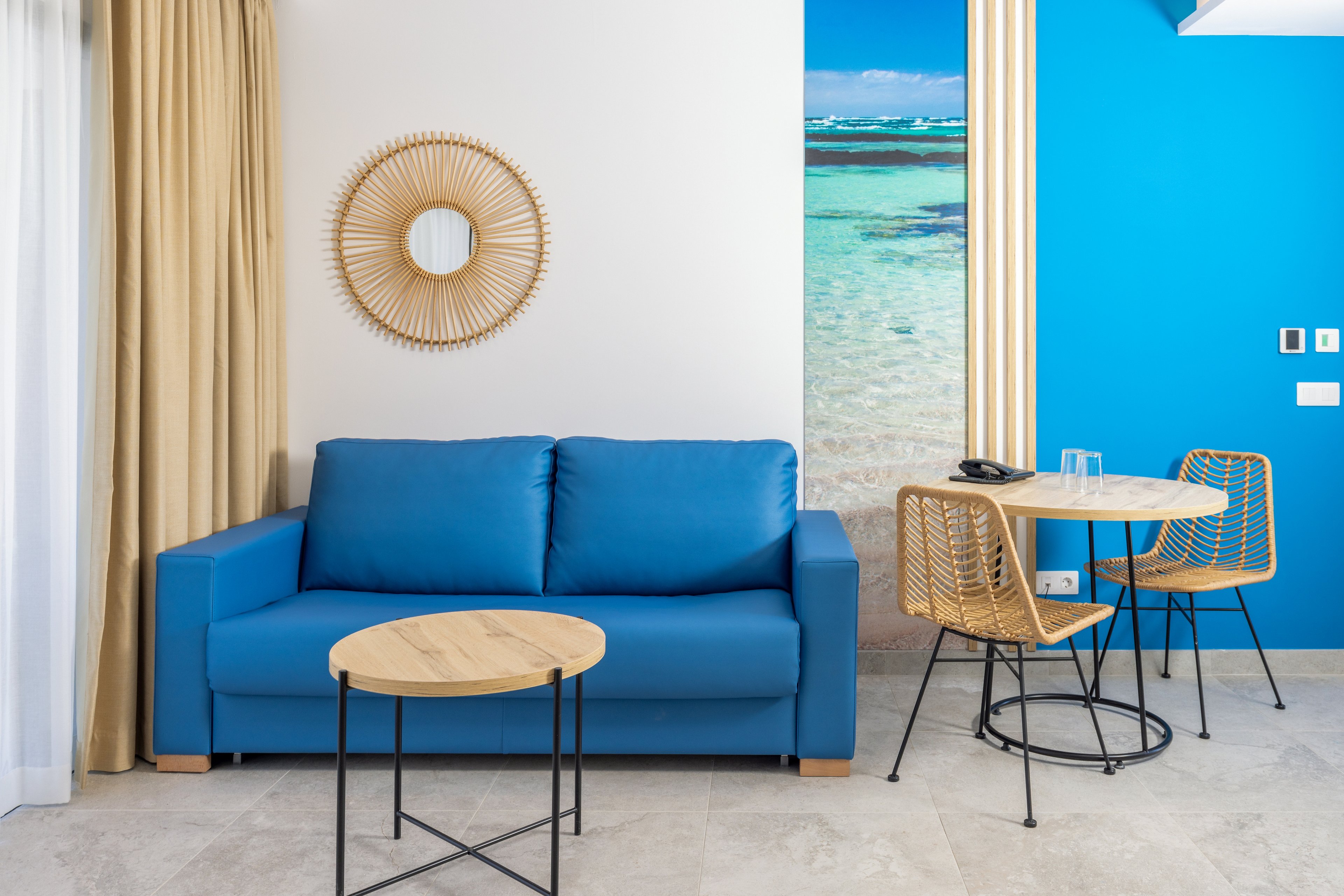 Esmeralda Cotillo Homes by LIVVO