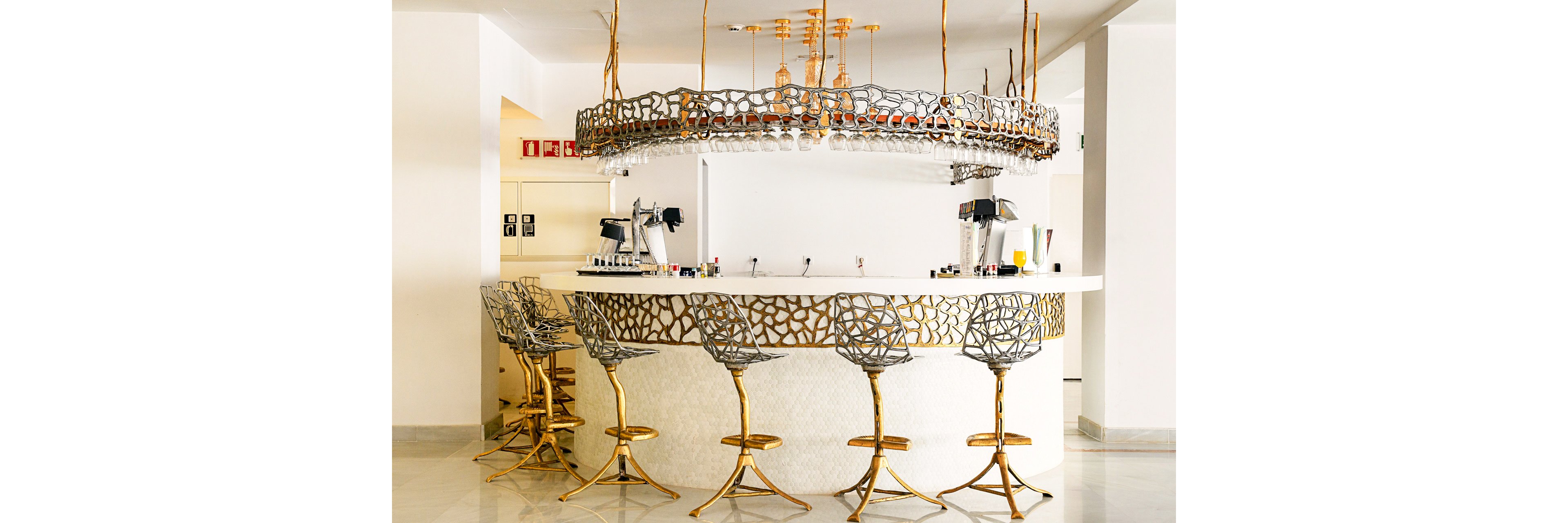 R2 Buganvilla Hotel & Spa