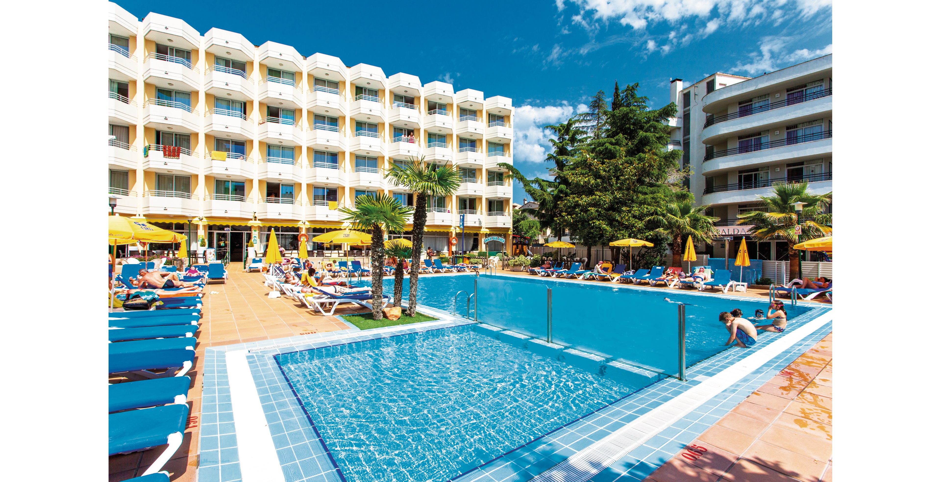 Oasis Tossa Hotel and Spa