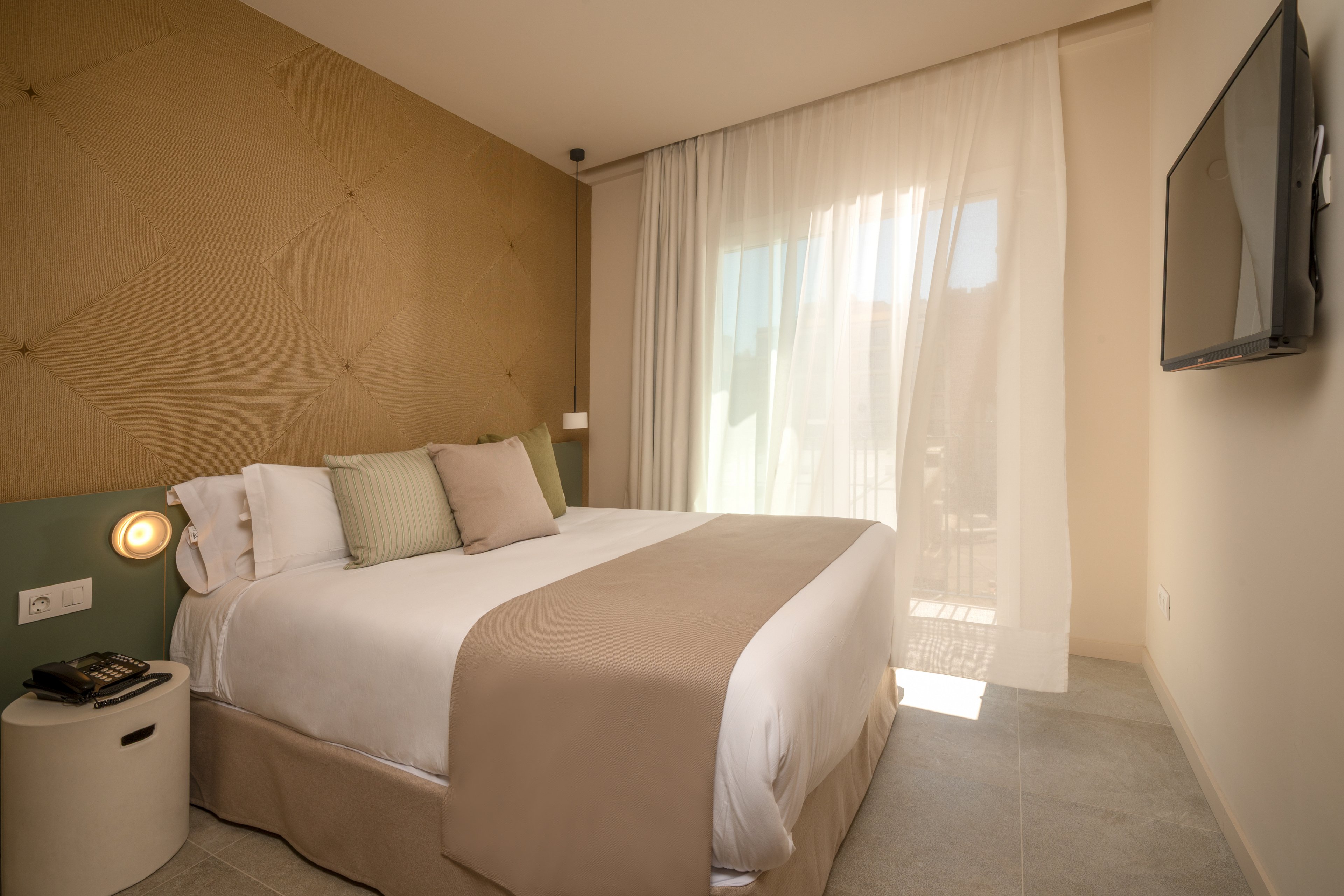 AQUA Hotel Bertran Park