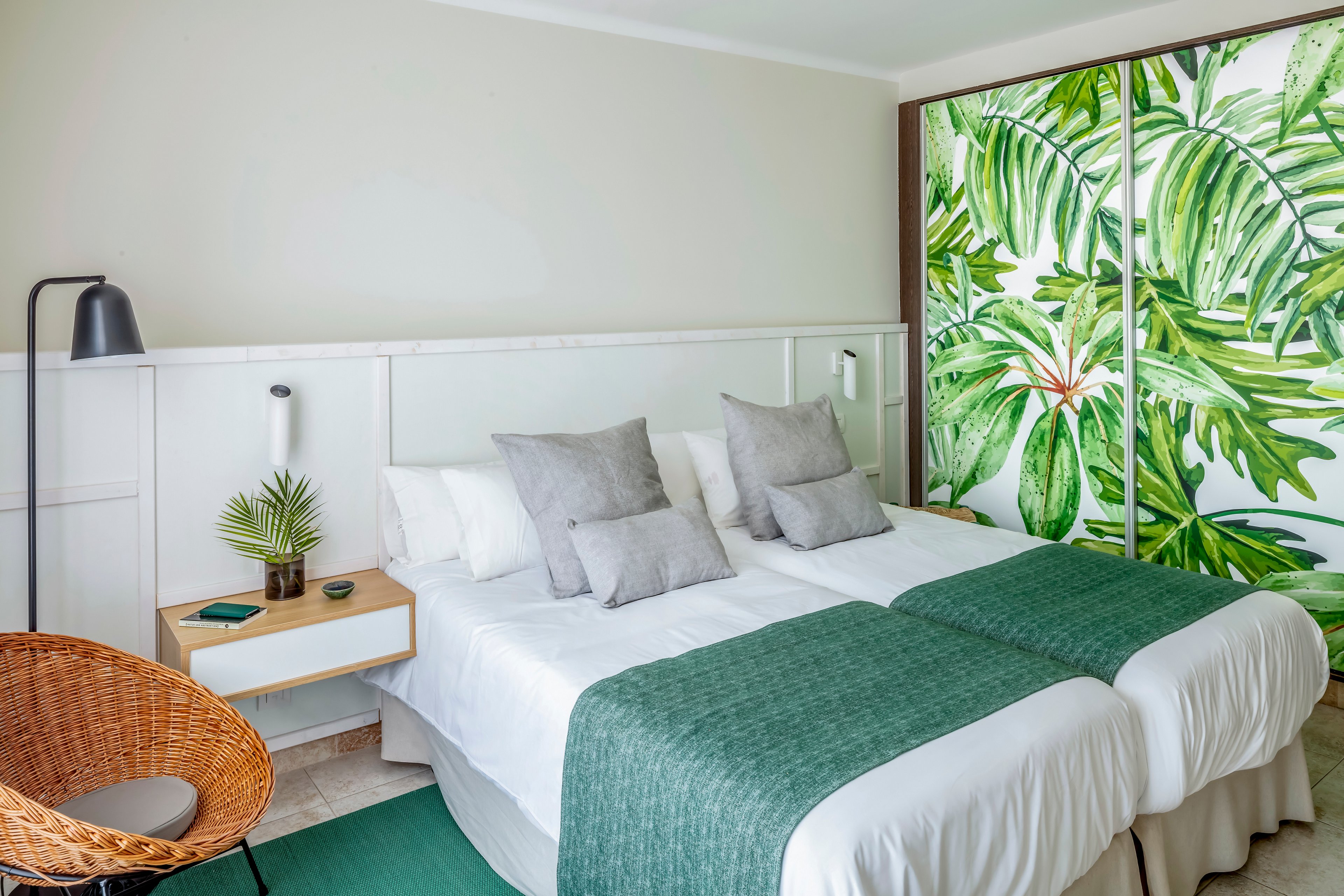 AQUA Hotel Bertran Park