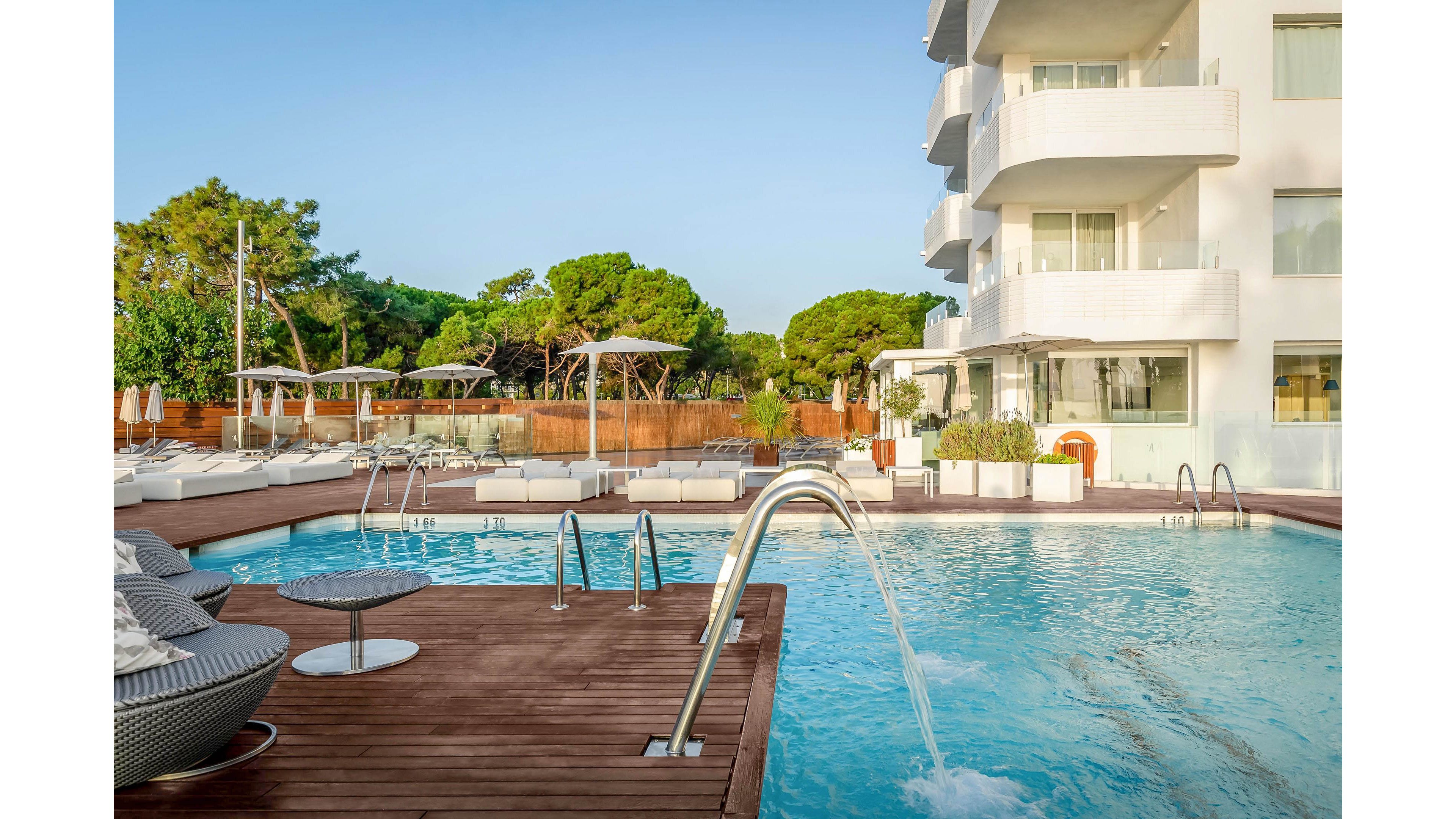 The Place - Mar Mediterrania by ALEGRIA