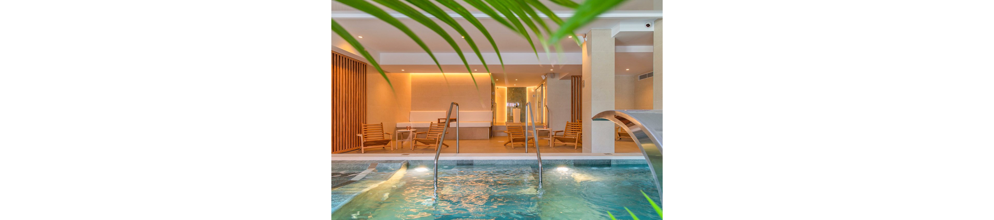 AQUA Hotel The Breeze & Spa