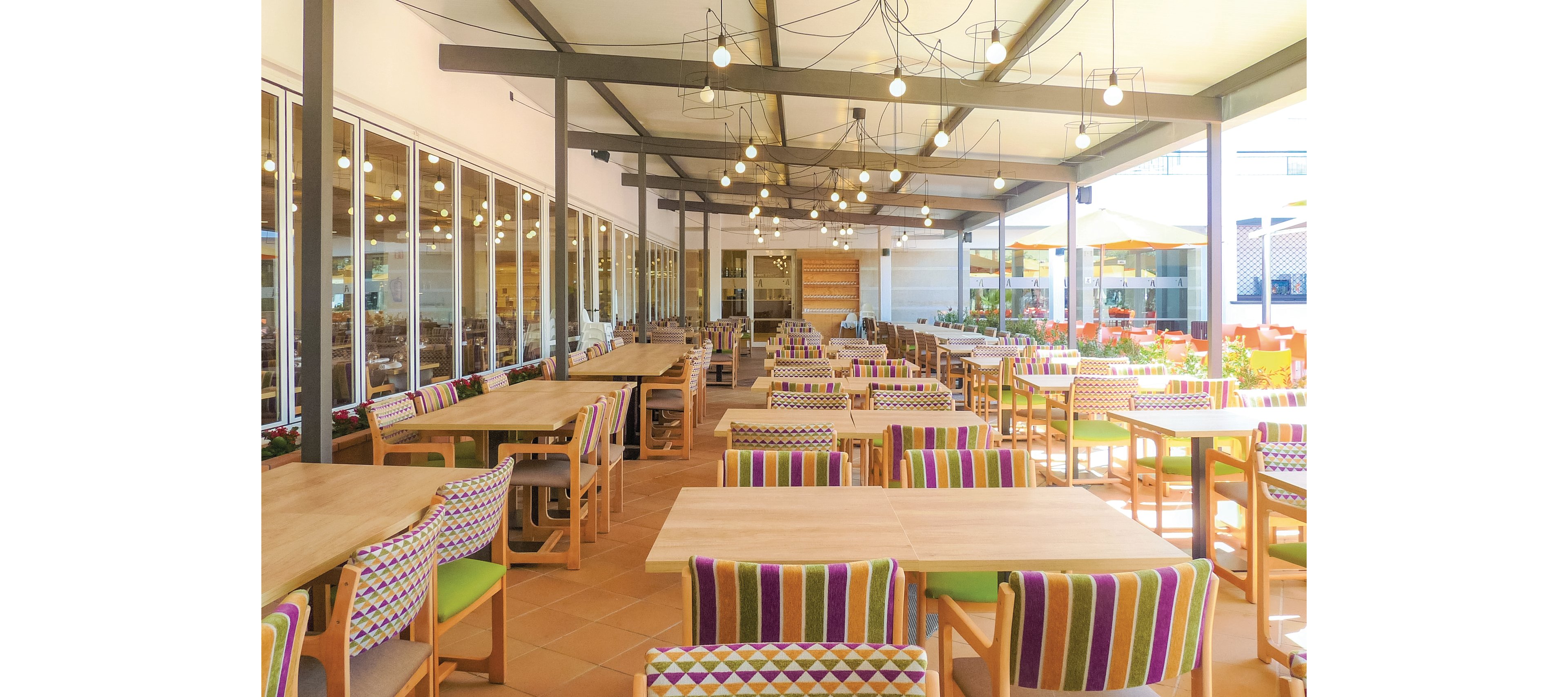 Fergus Club Pineda Splash