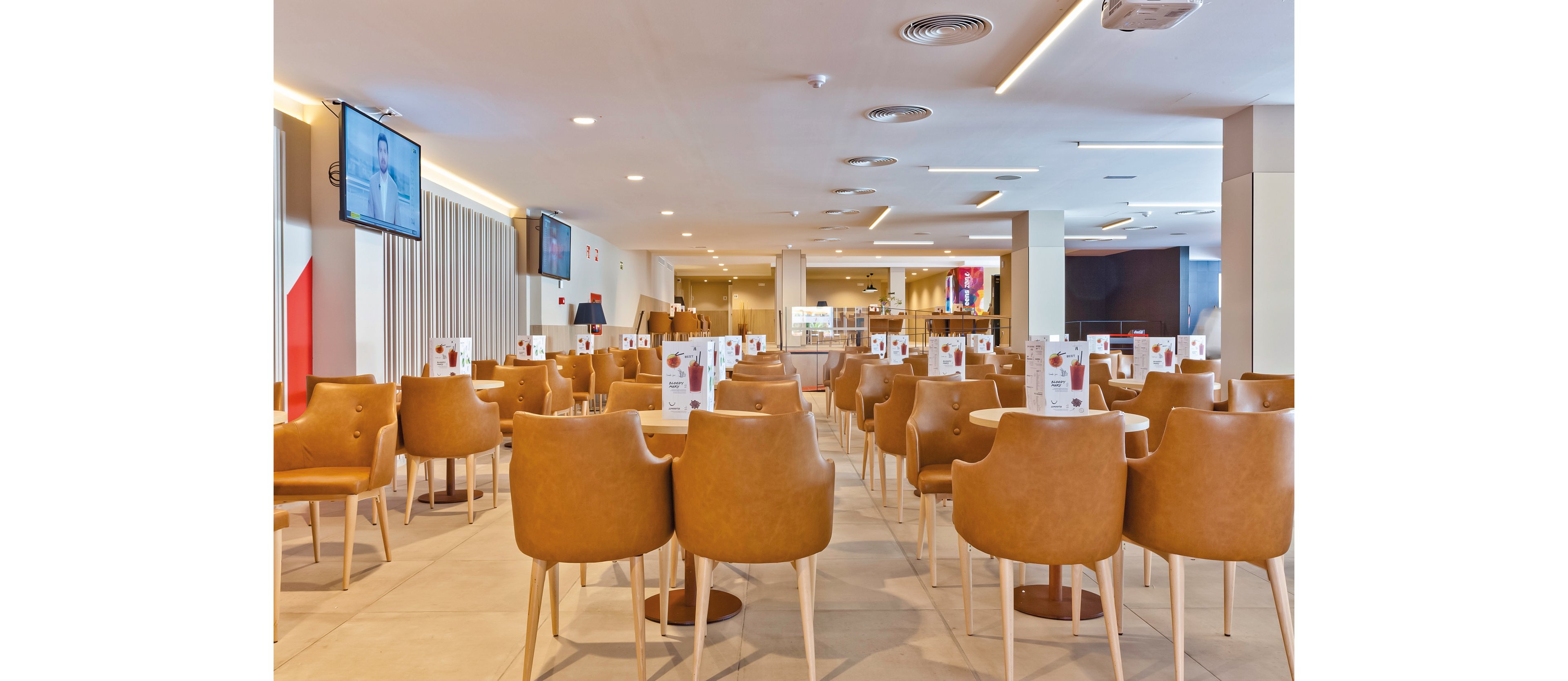 Fergus Club Pineda Splash