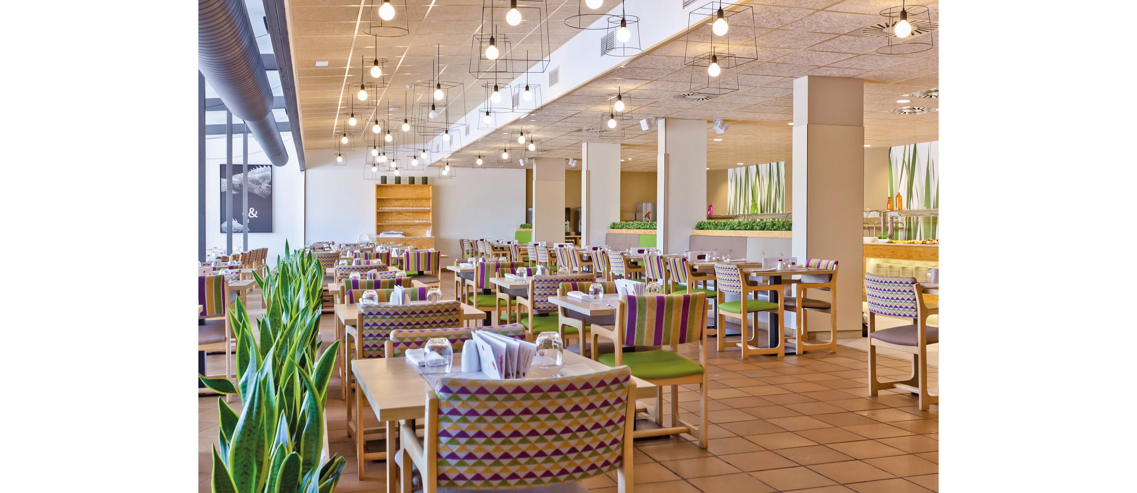 Fergus Club Pineda Splash