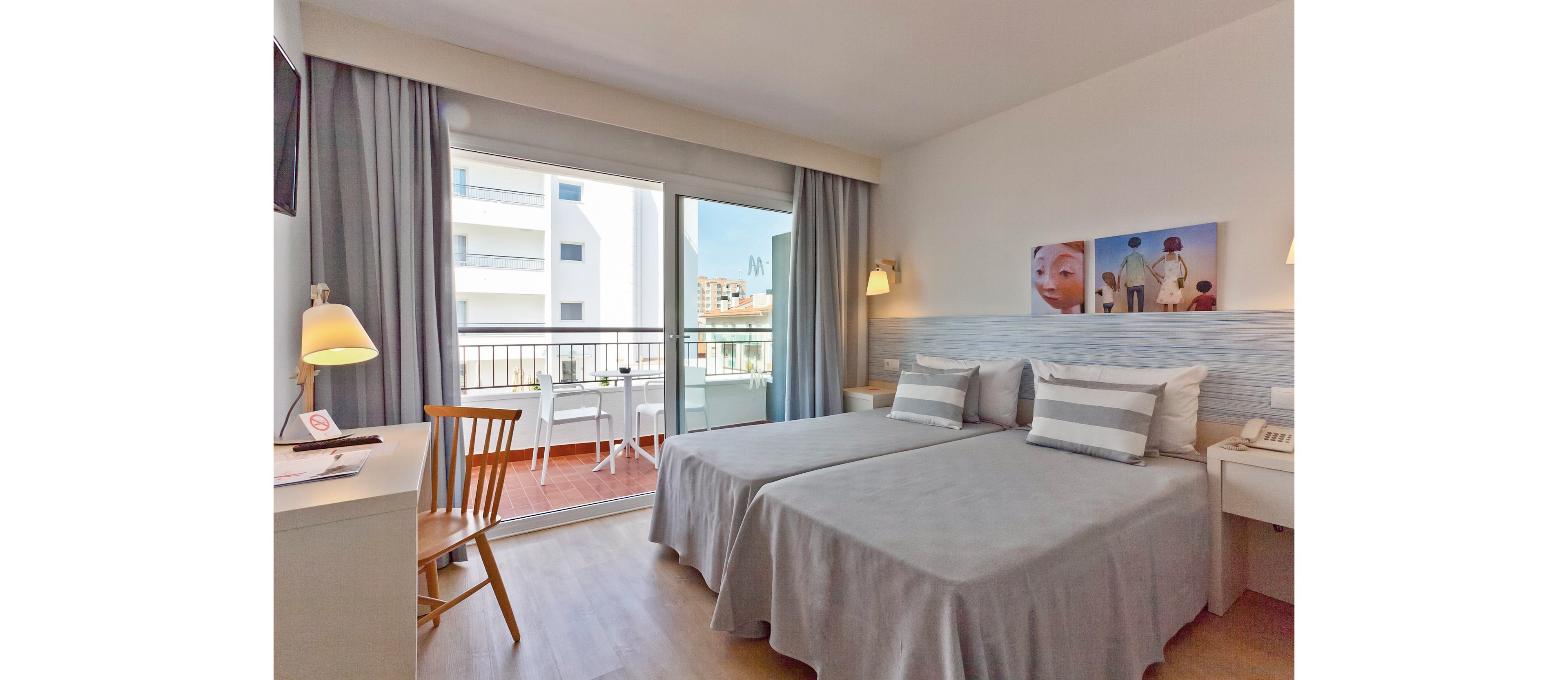 Fergus Club Pineda Splash