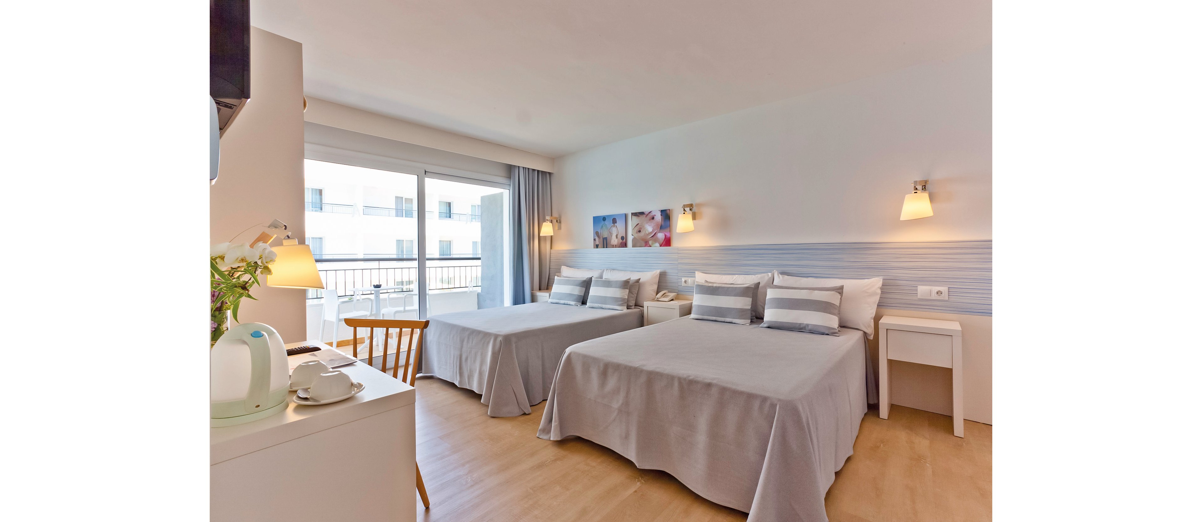 Fergus Club Pineda Splash