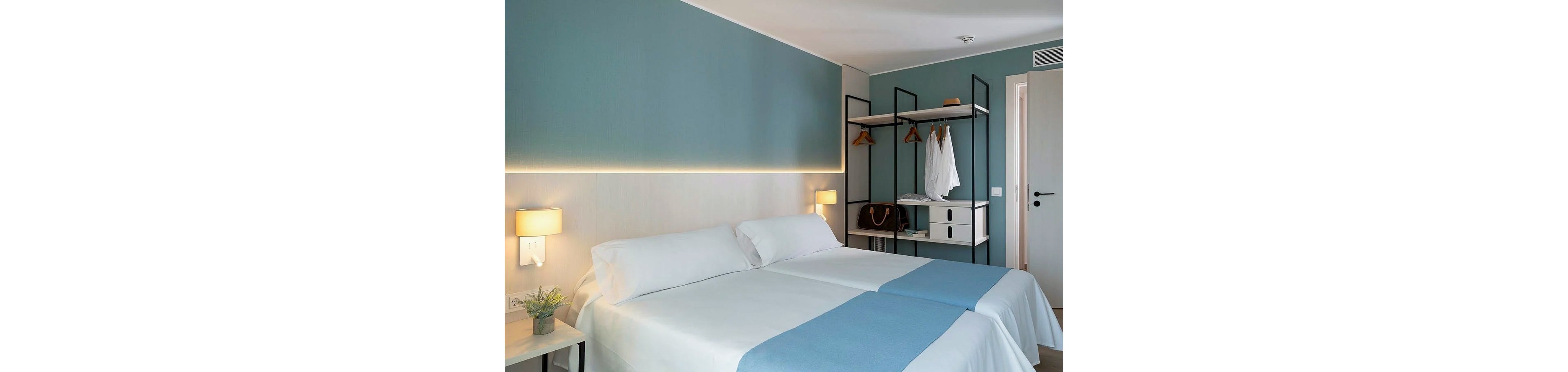 Costa Encantada Aparthotel & Resort