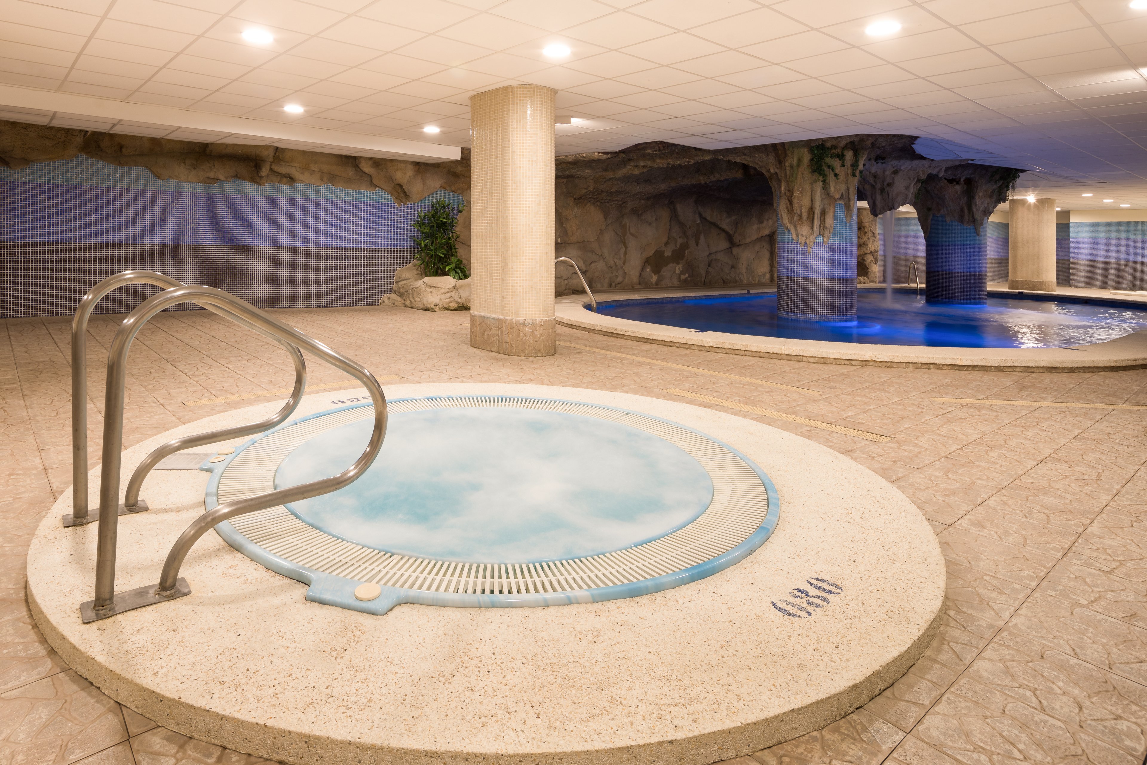 htop Royal Star Hotel