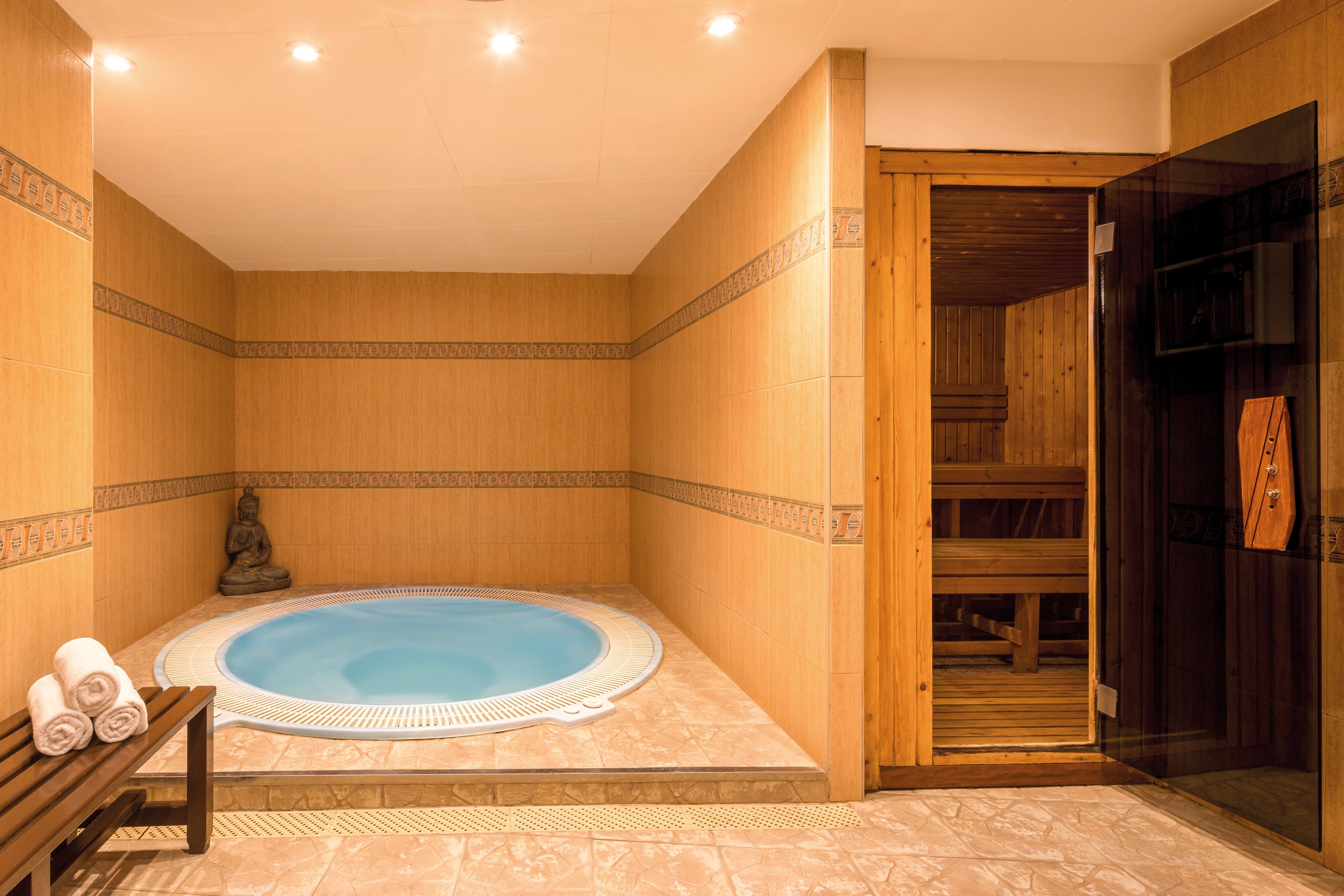 htop Amaika - Adults Only