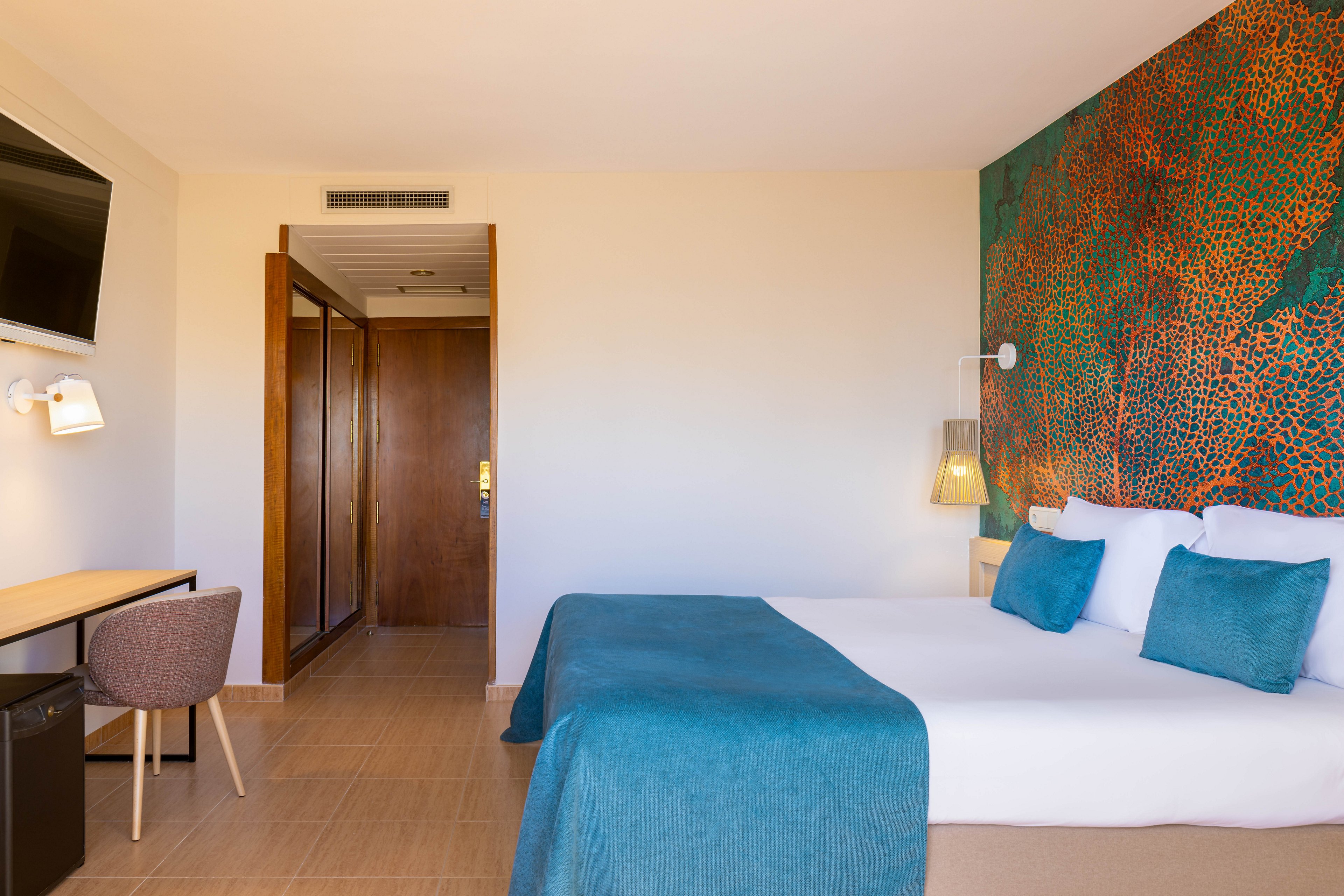 htop Amaika - Adults Only