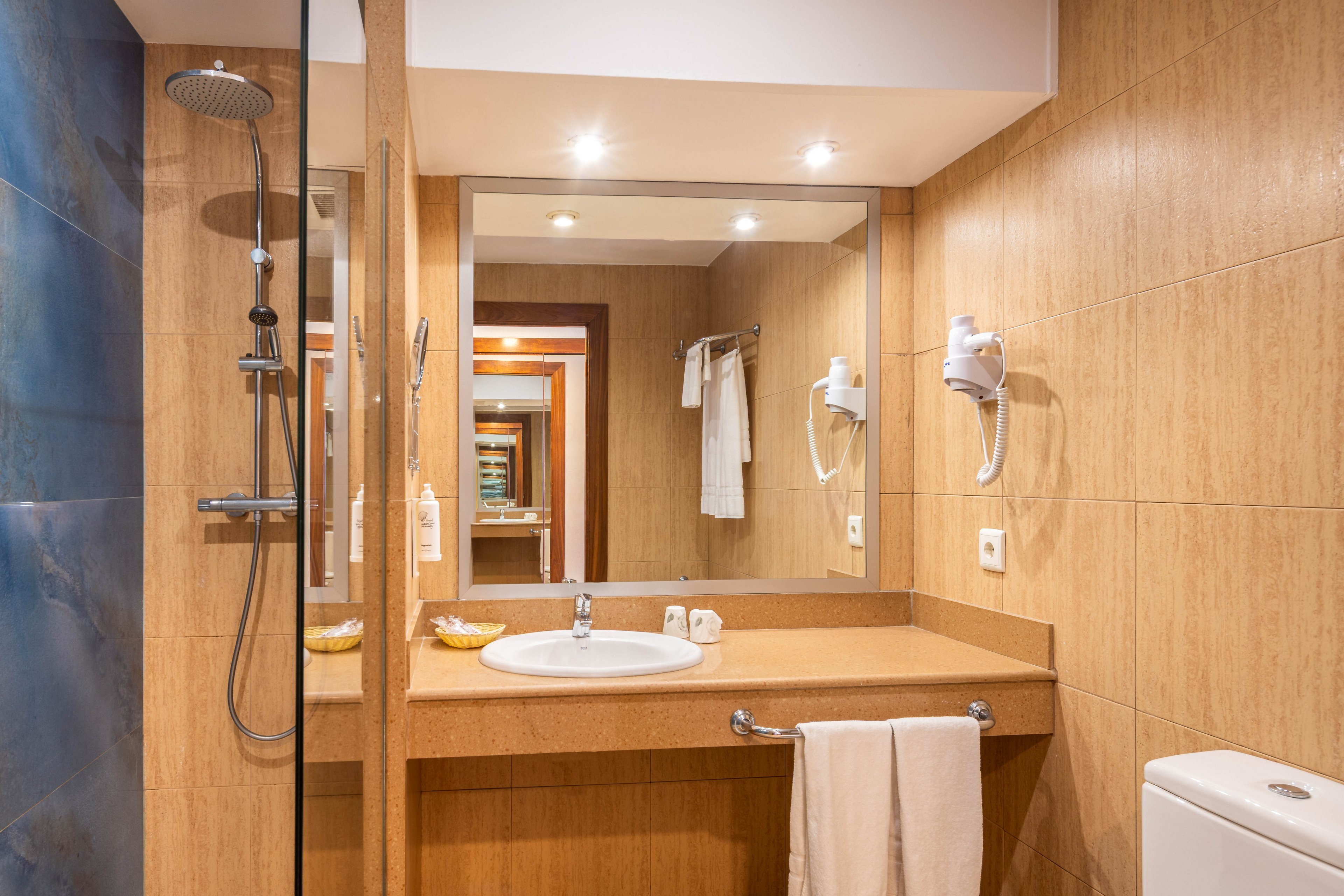 htop Amaika - Adults Only