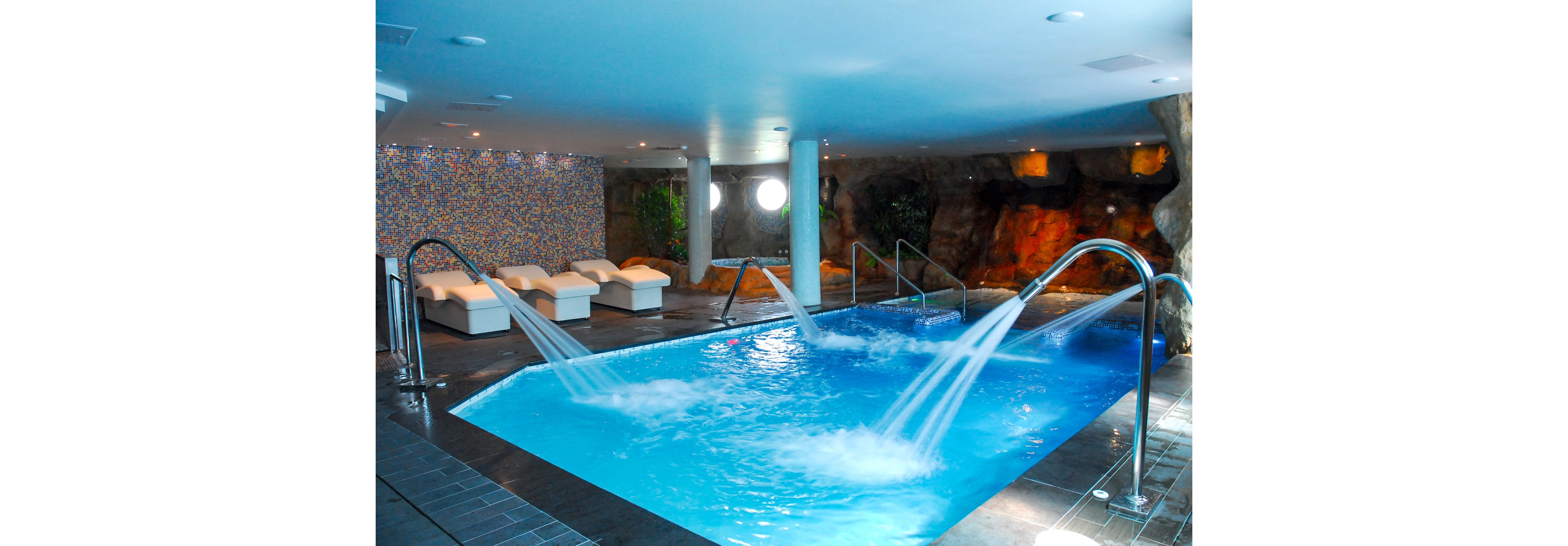 Evenia Olympic Suites