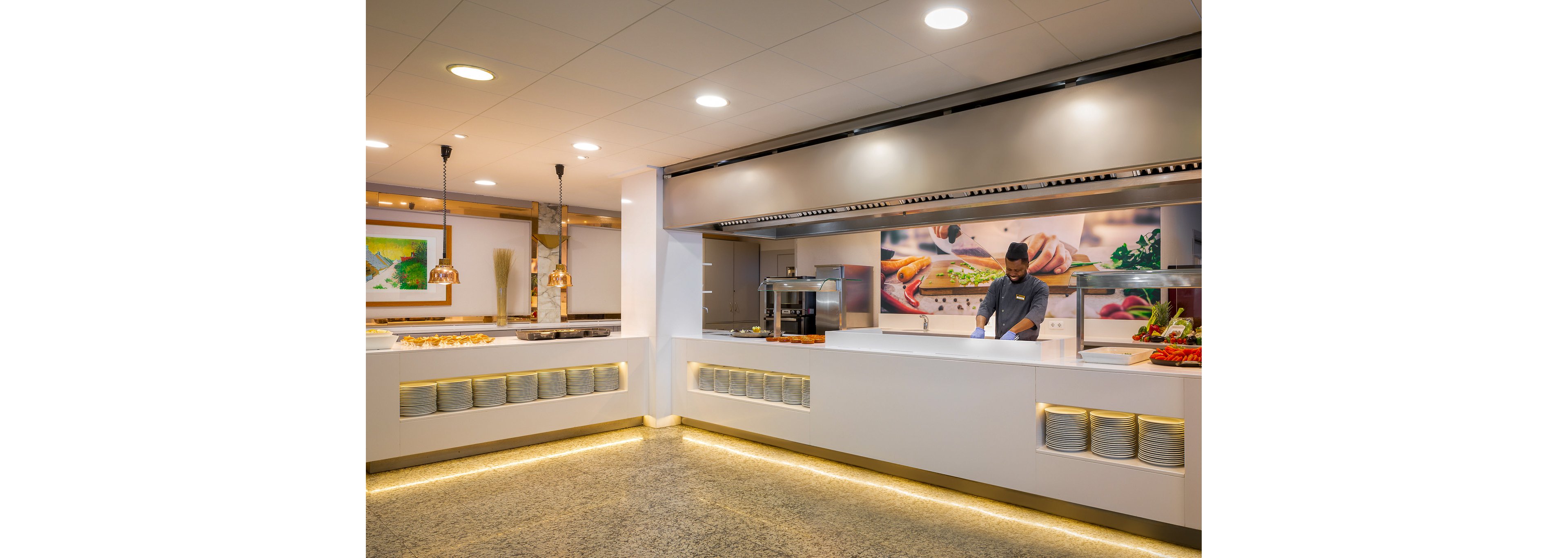 htop Royal Star & Water World