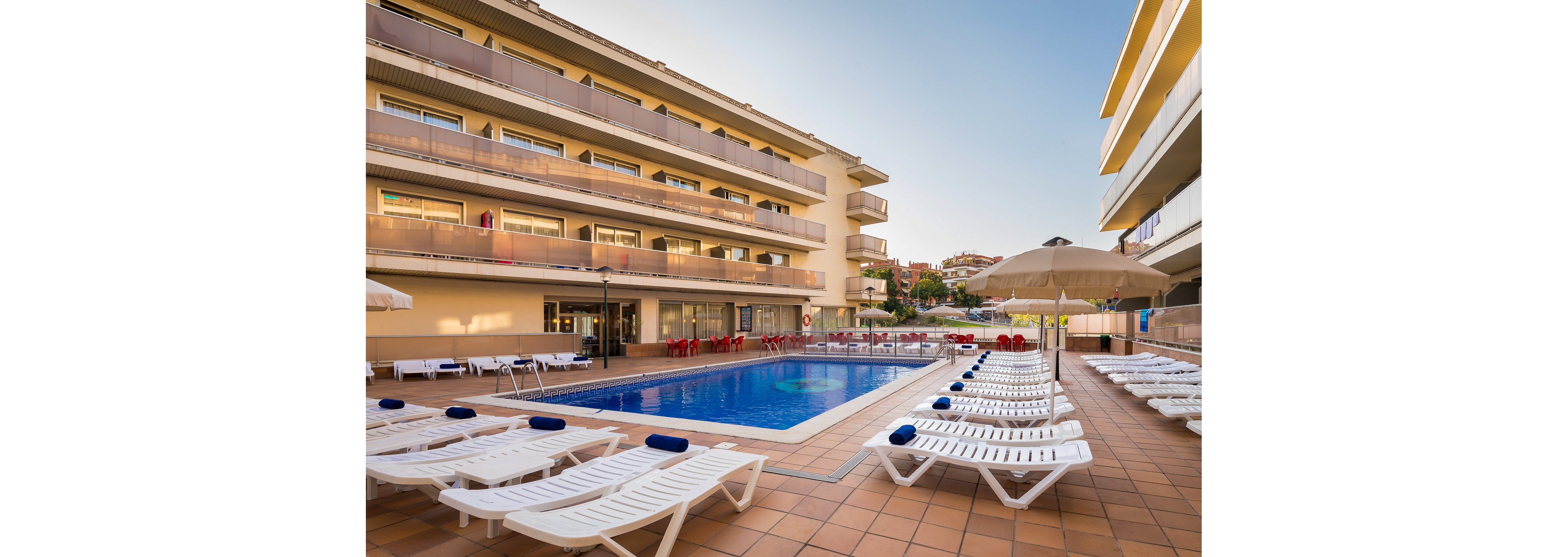 htop Royal Star & Water World