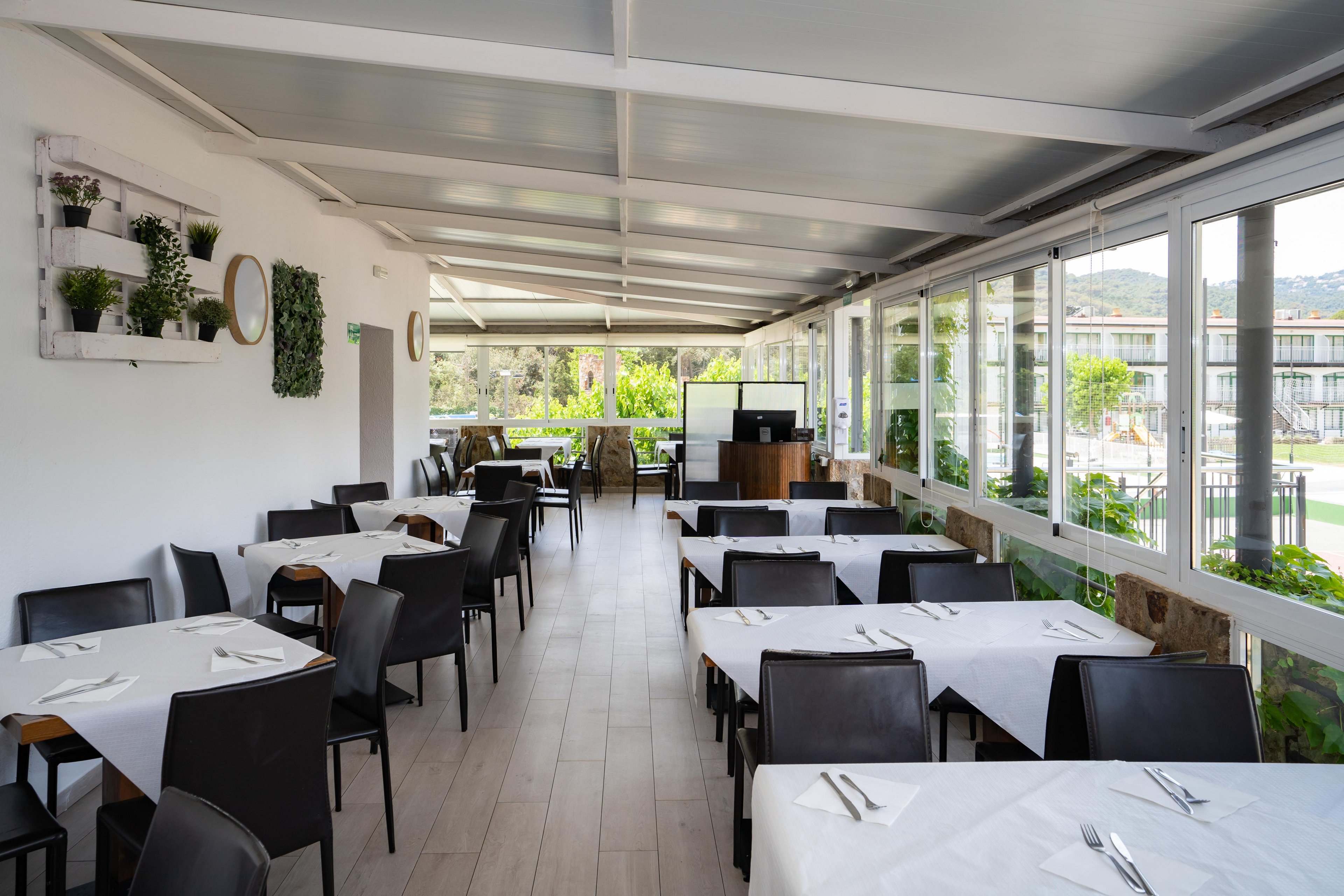 Medplaya Aparthotel Sant Eloi