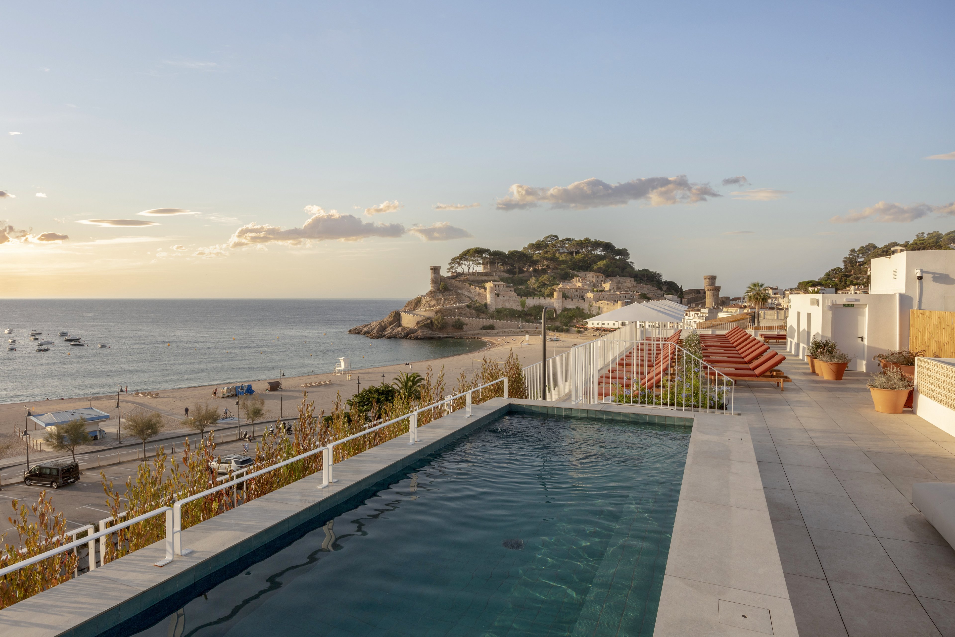 Elisabeth by the Sea