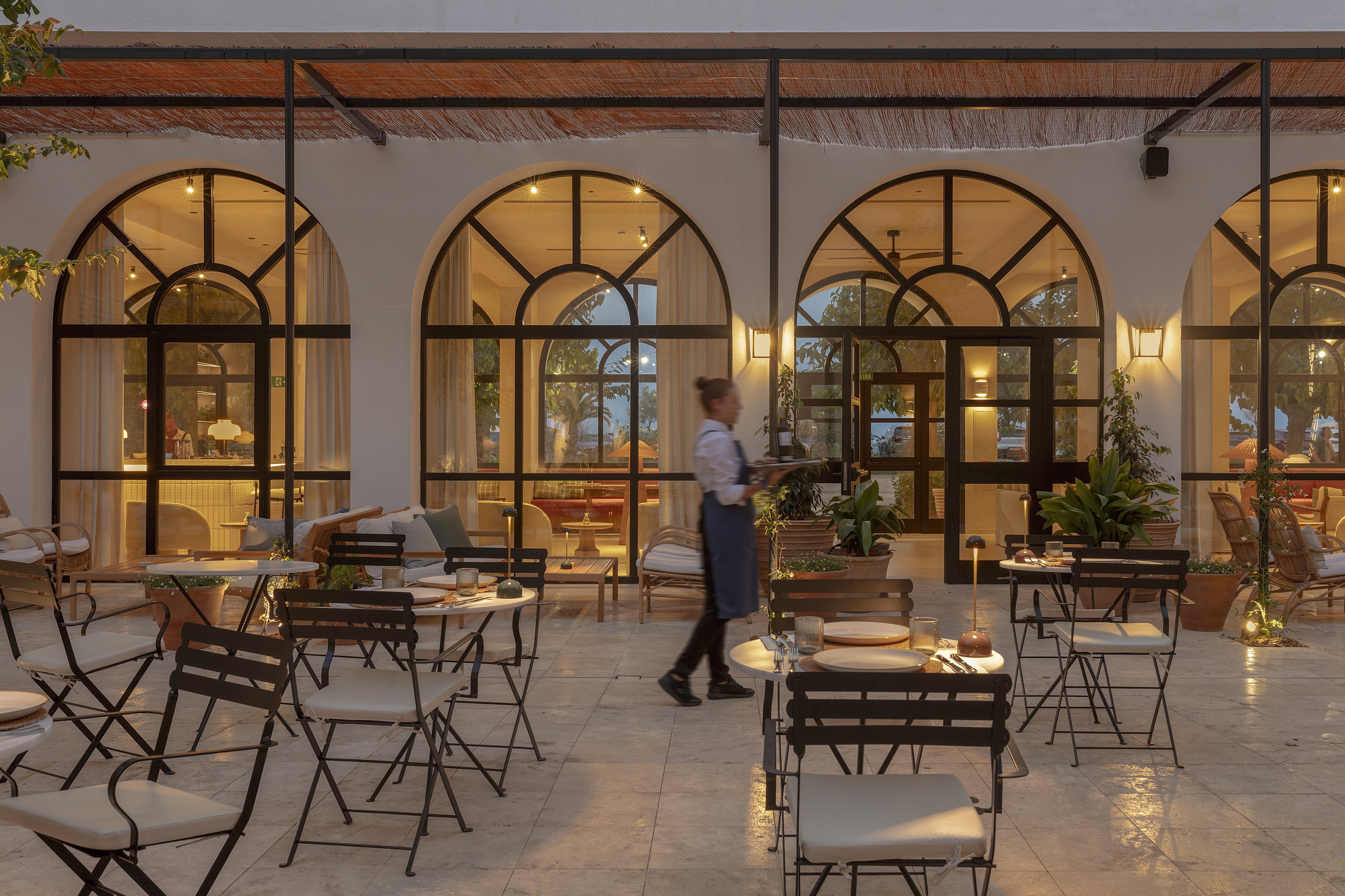 Elisabeth by the Sea