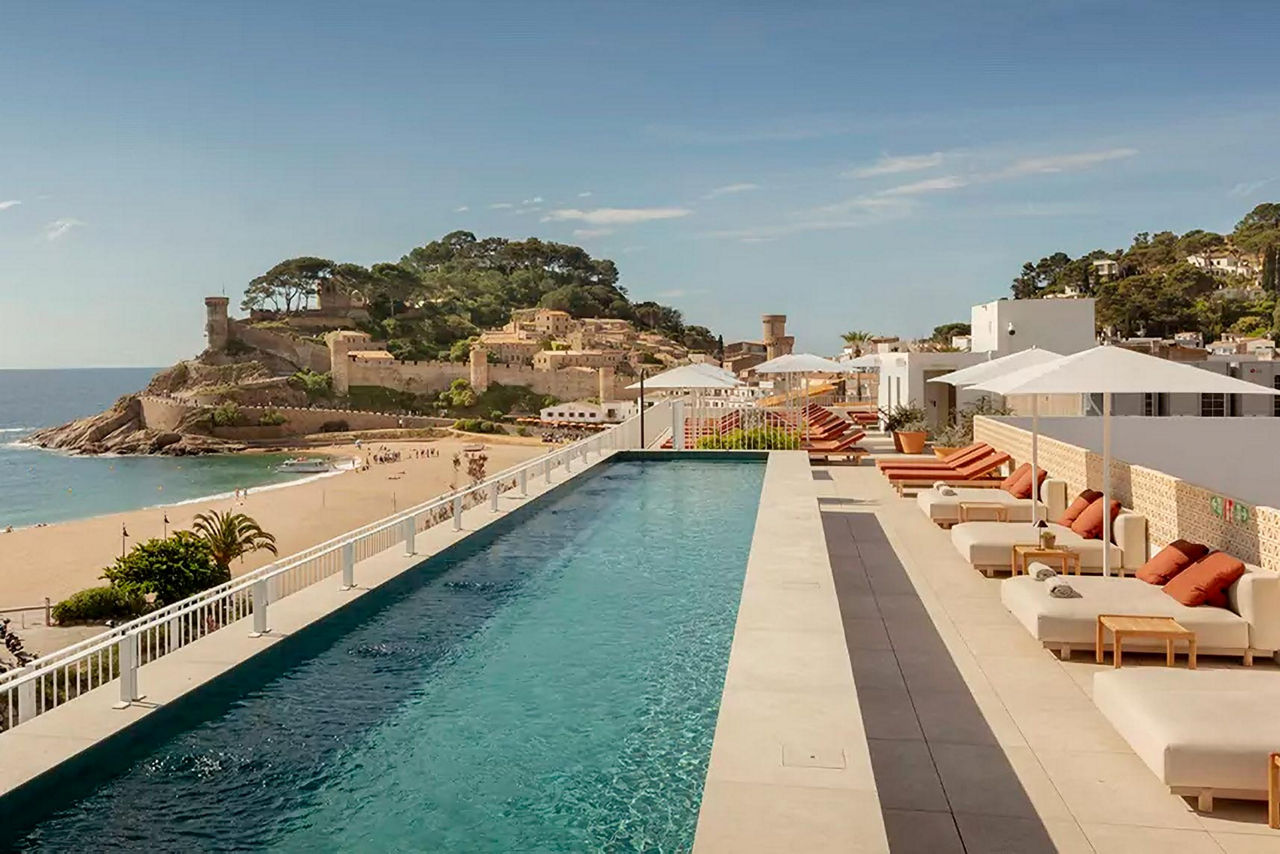 Elisabeth by the Sea