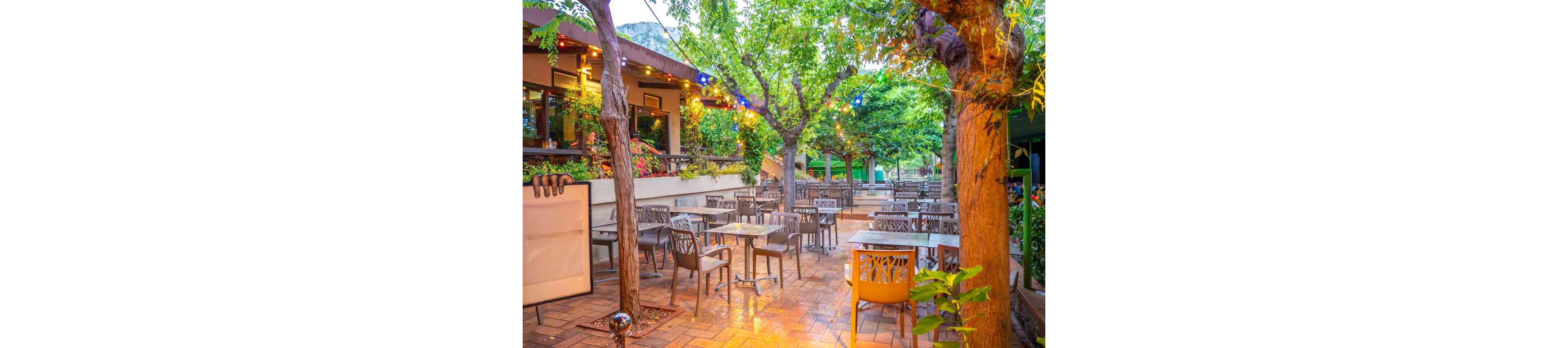 Castell Montgri - EUROCAMP