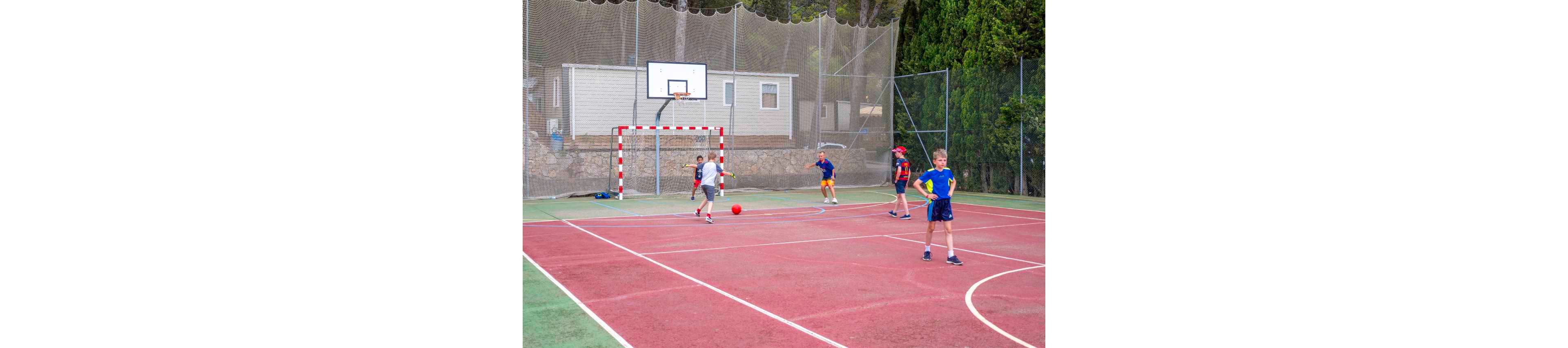 Castell Montgri - EUROCAMP