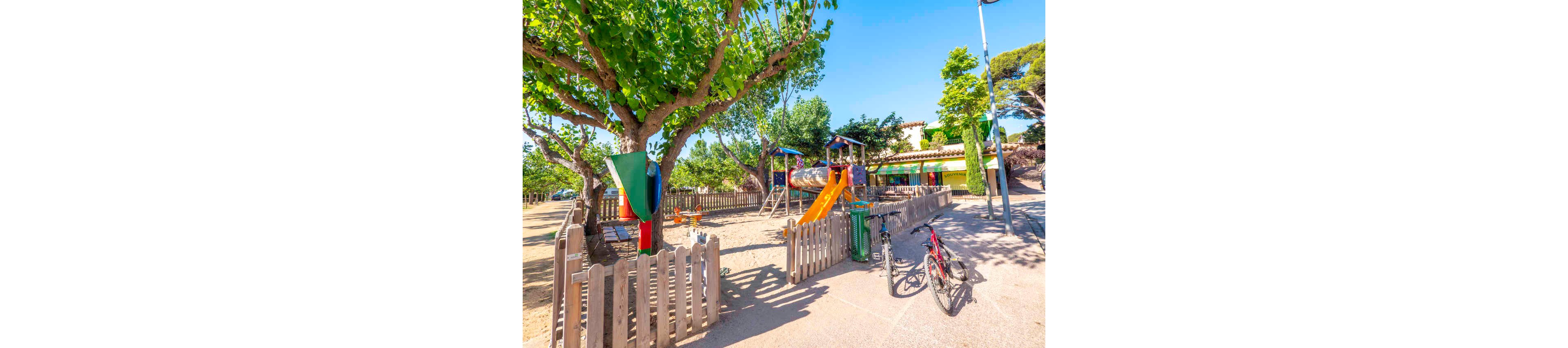 Castell Montgri - EUROCAMP