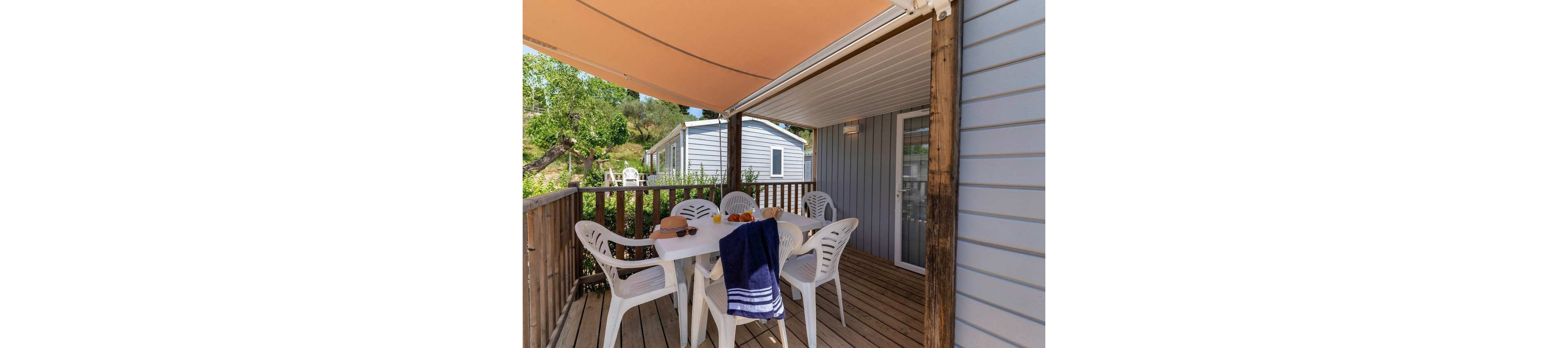 Castell Montgri - EUROCAMP