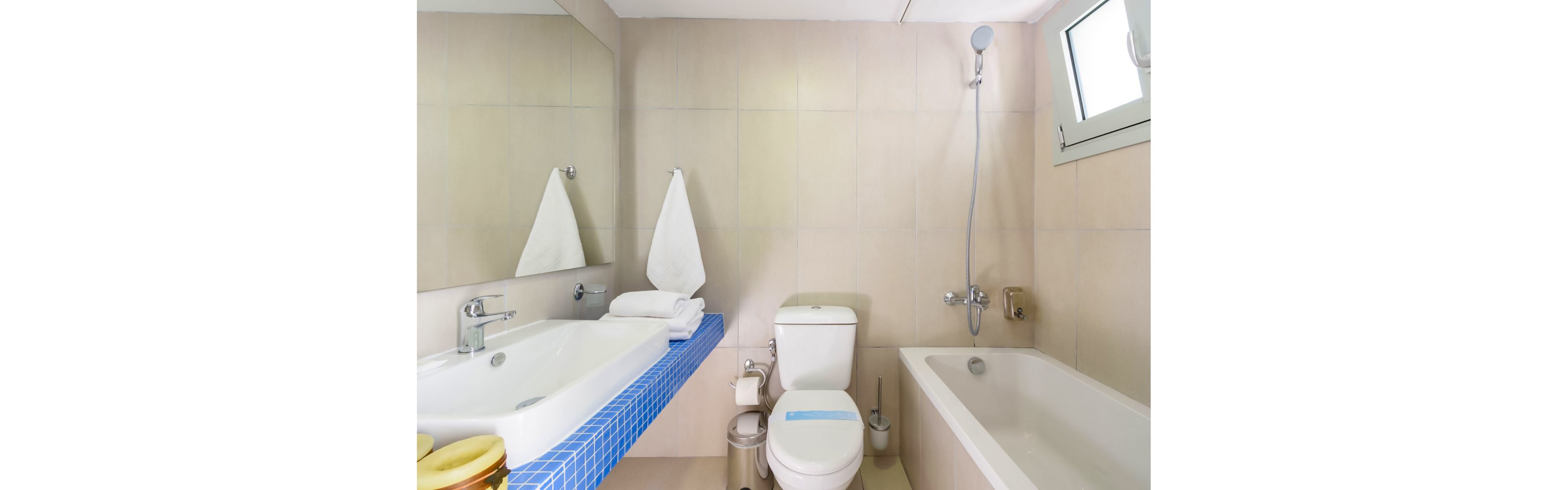 Angela Studios and Apartments