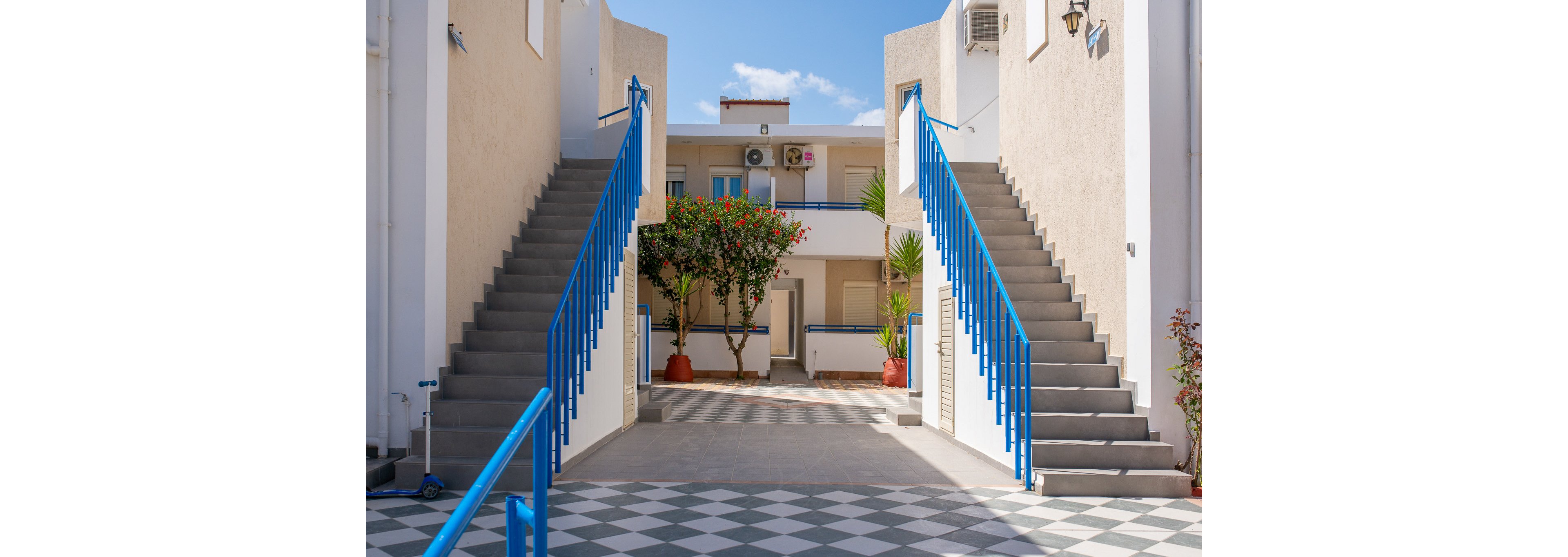 Villa Marie Kelly Apartments