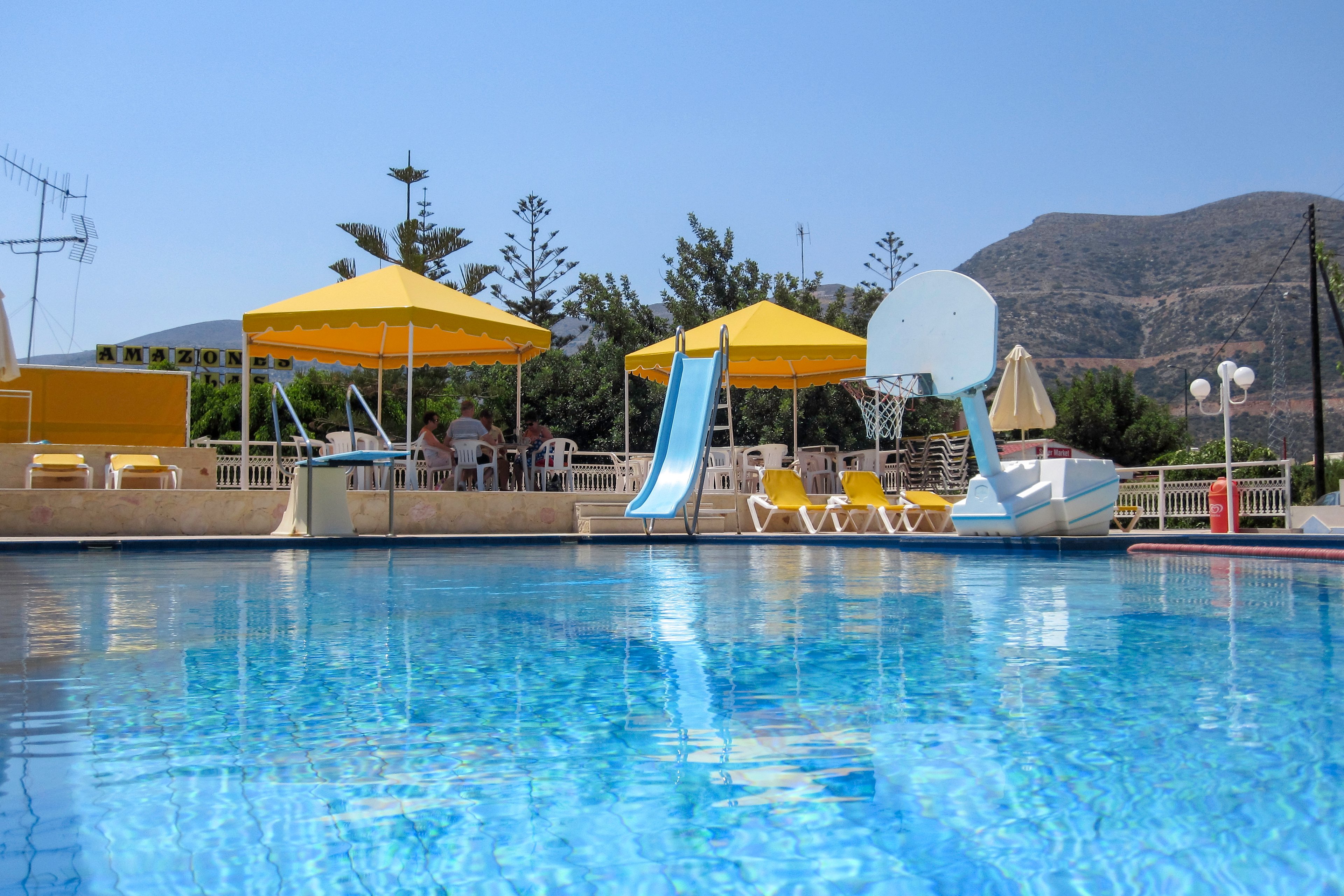 Amazones Villas Apartments