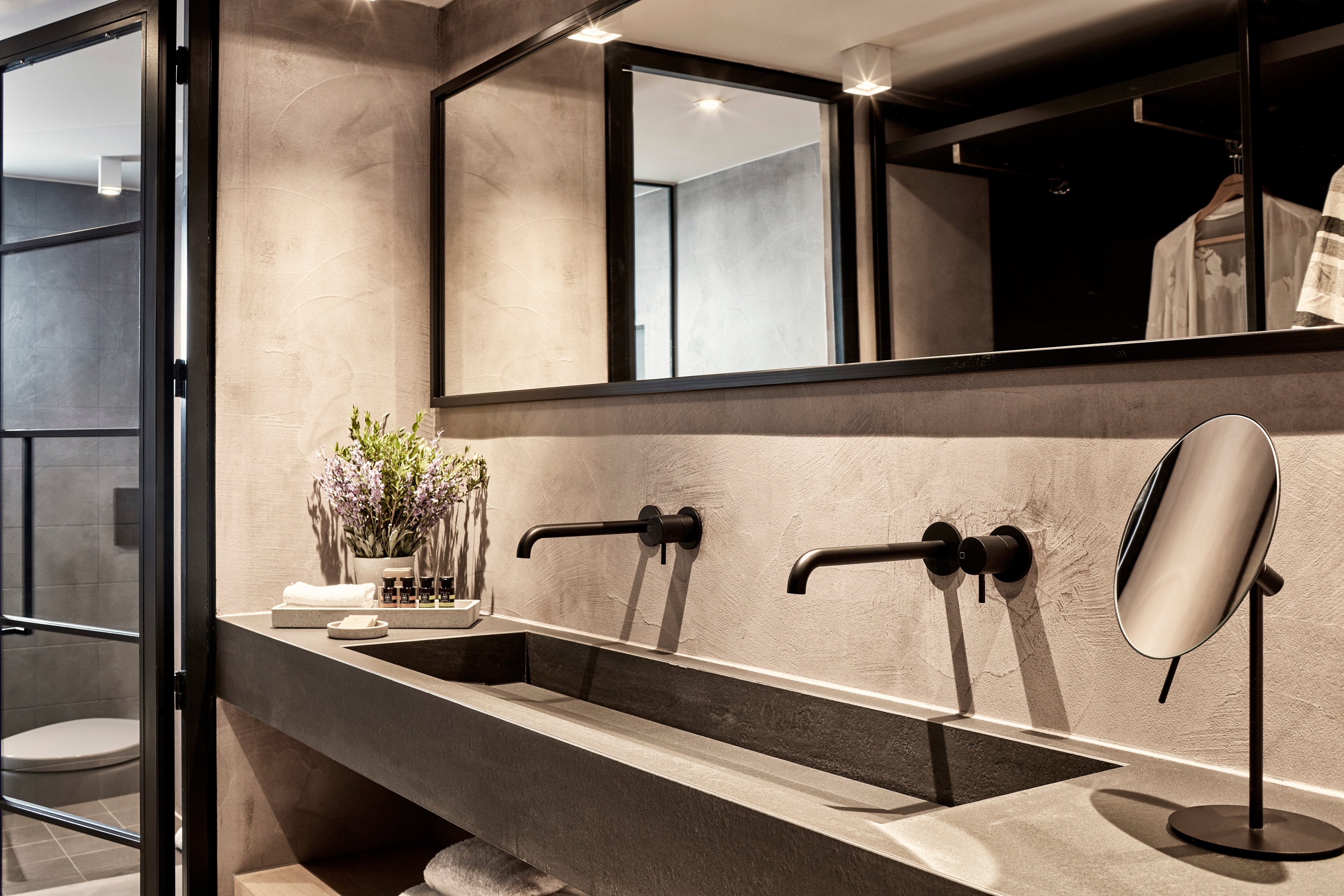 Minos Beach Art Hotel