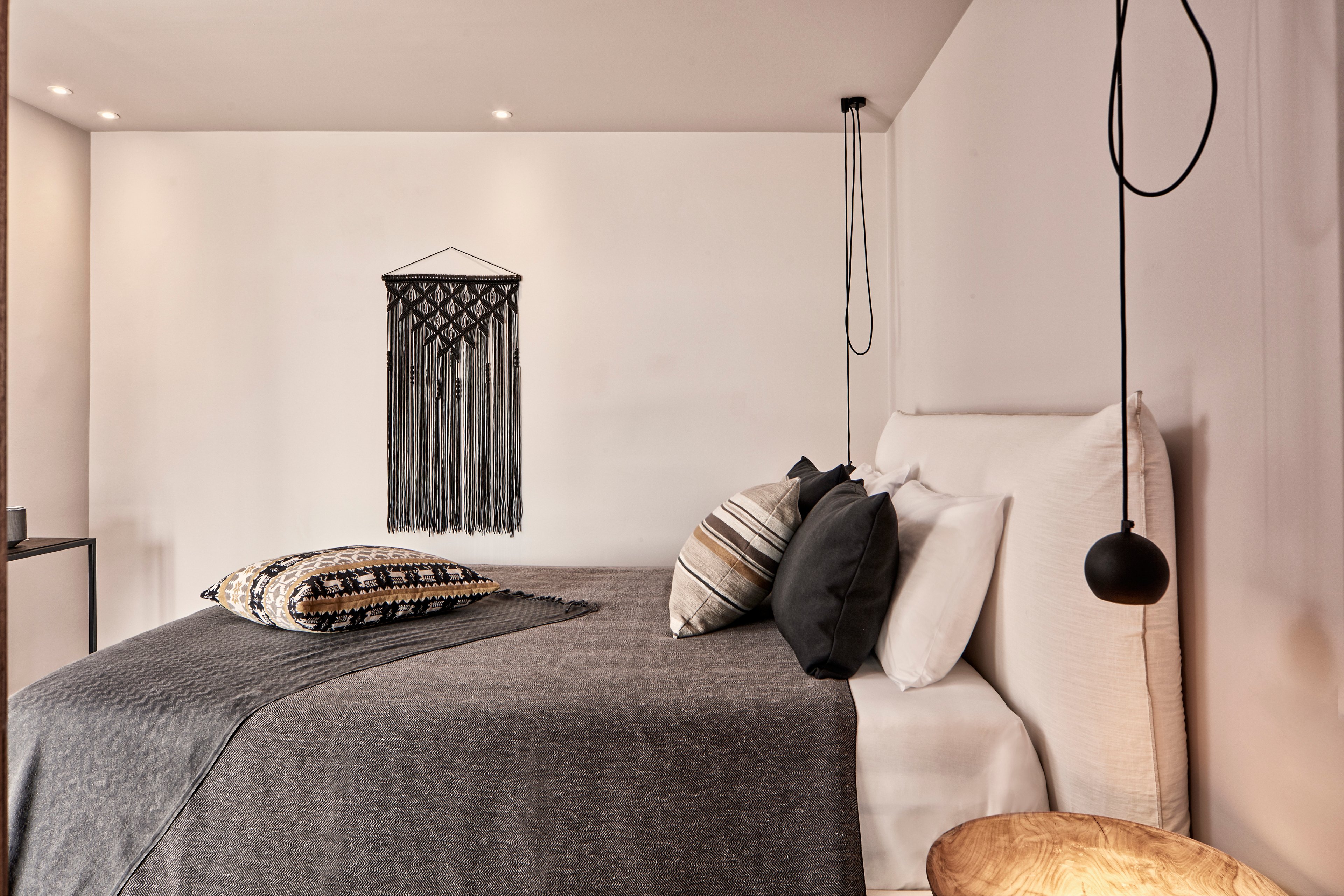 Minos Beach Art Hotel