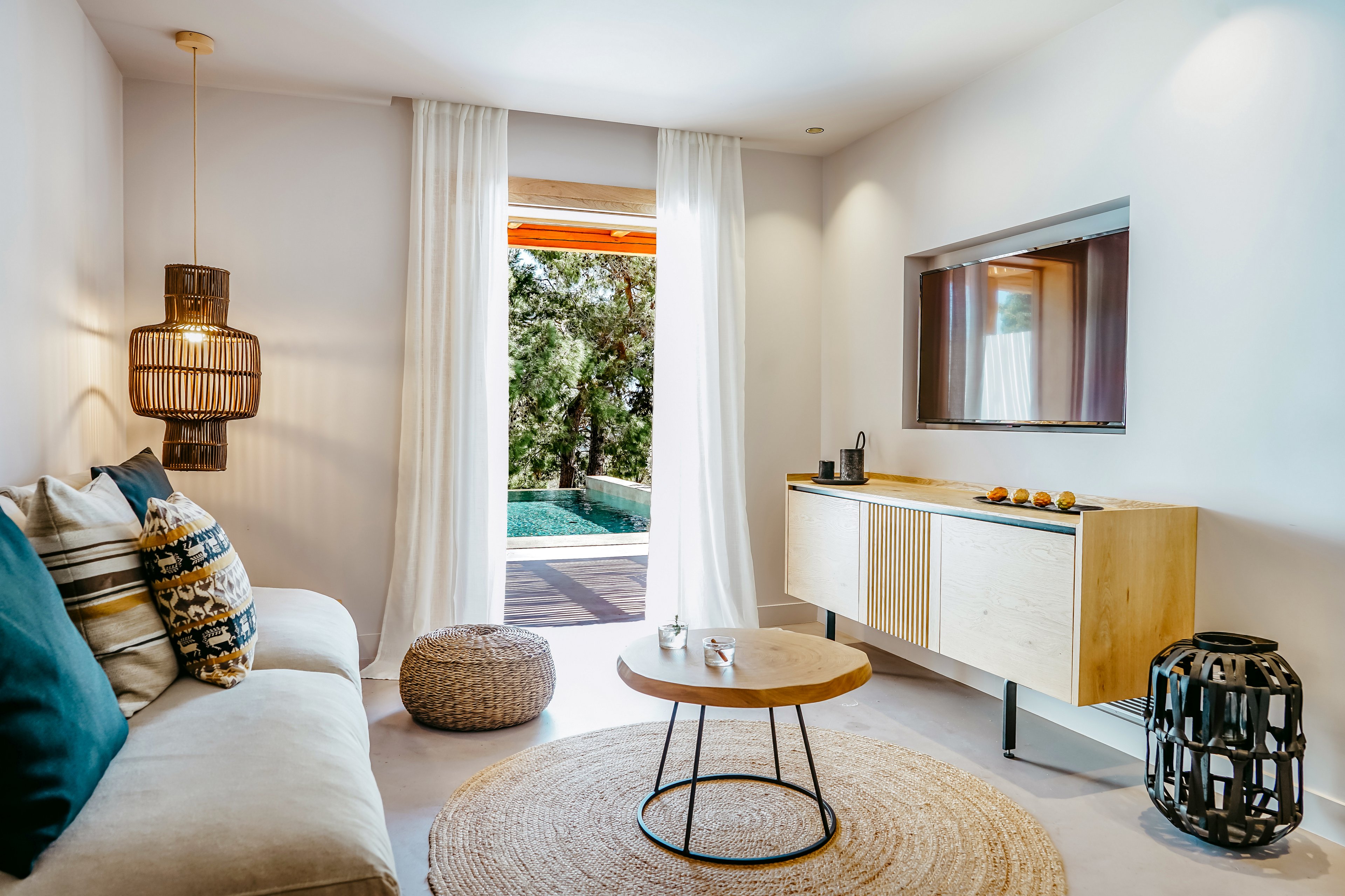 Minos Beach Art Hotel