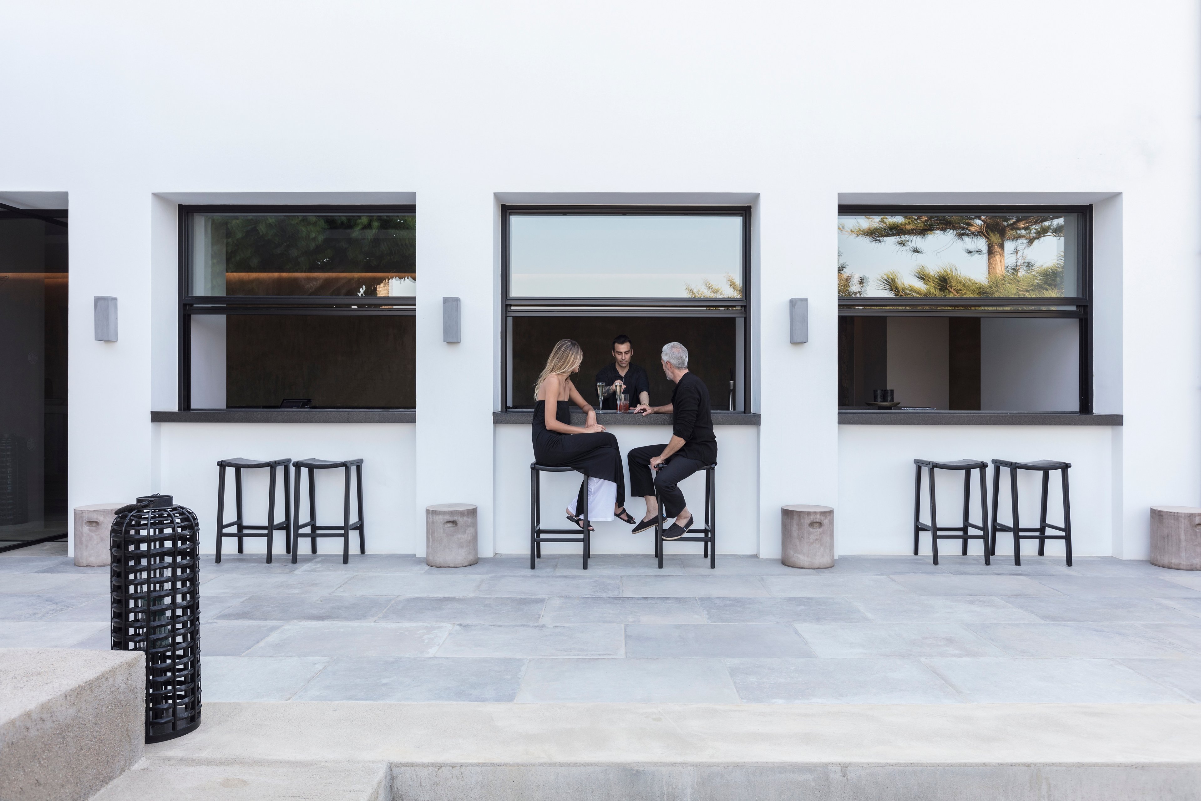 Minos Beach Art Hotel