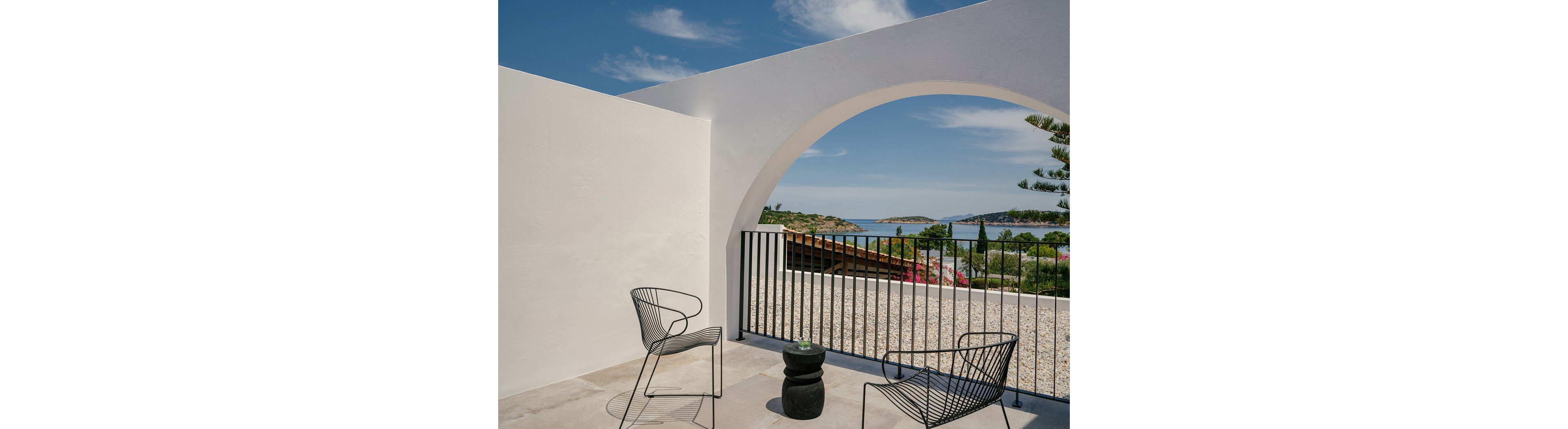 Minos Beach Art Hotel