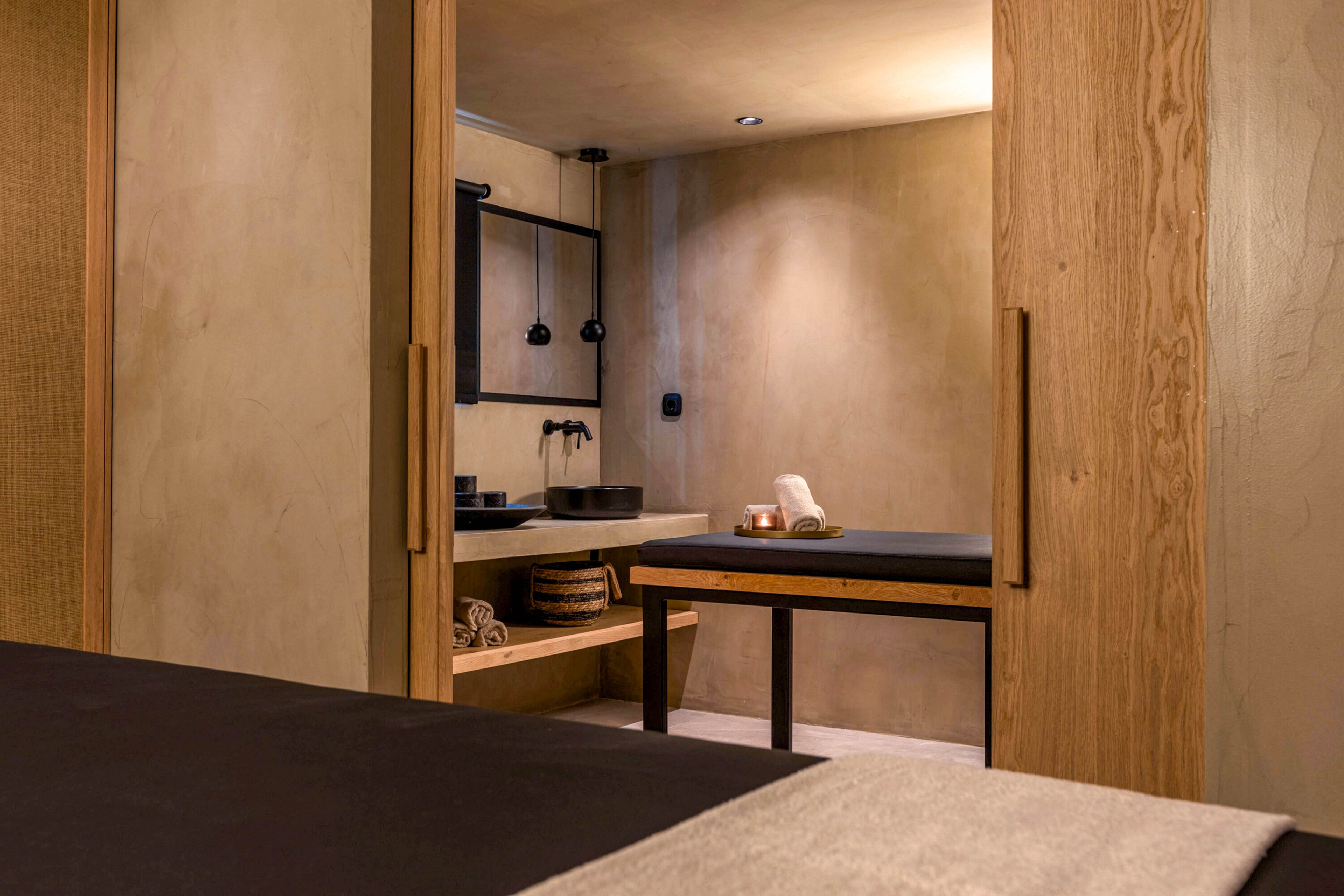 Minos Beach Art Hotel