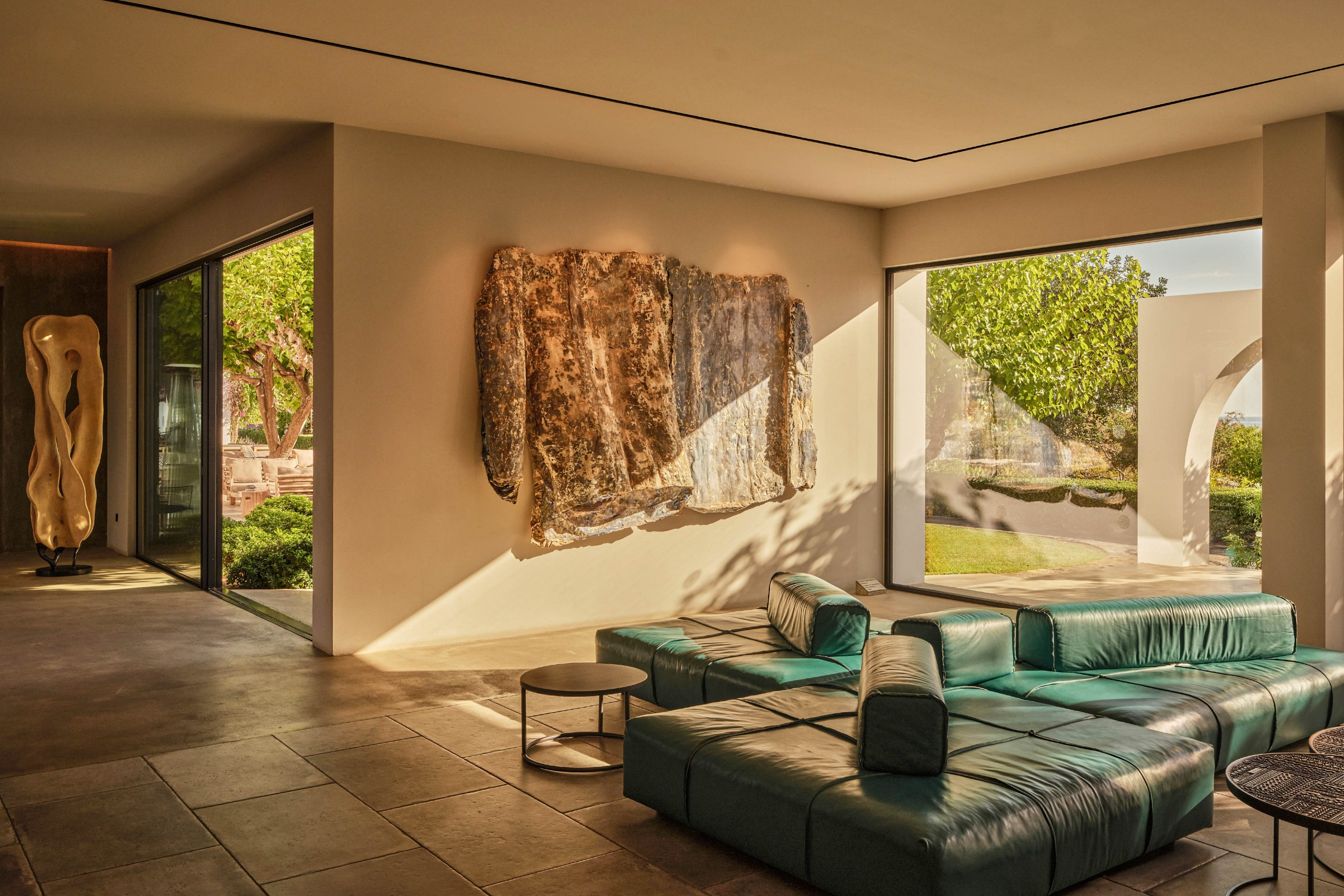 Minos Beach Art Hotel