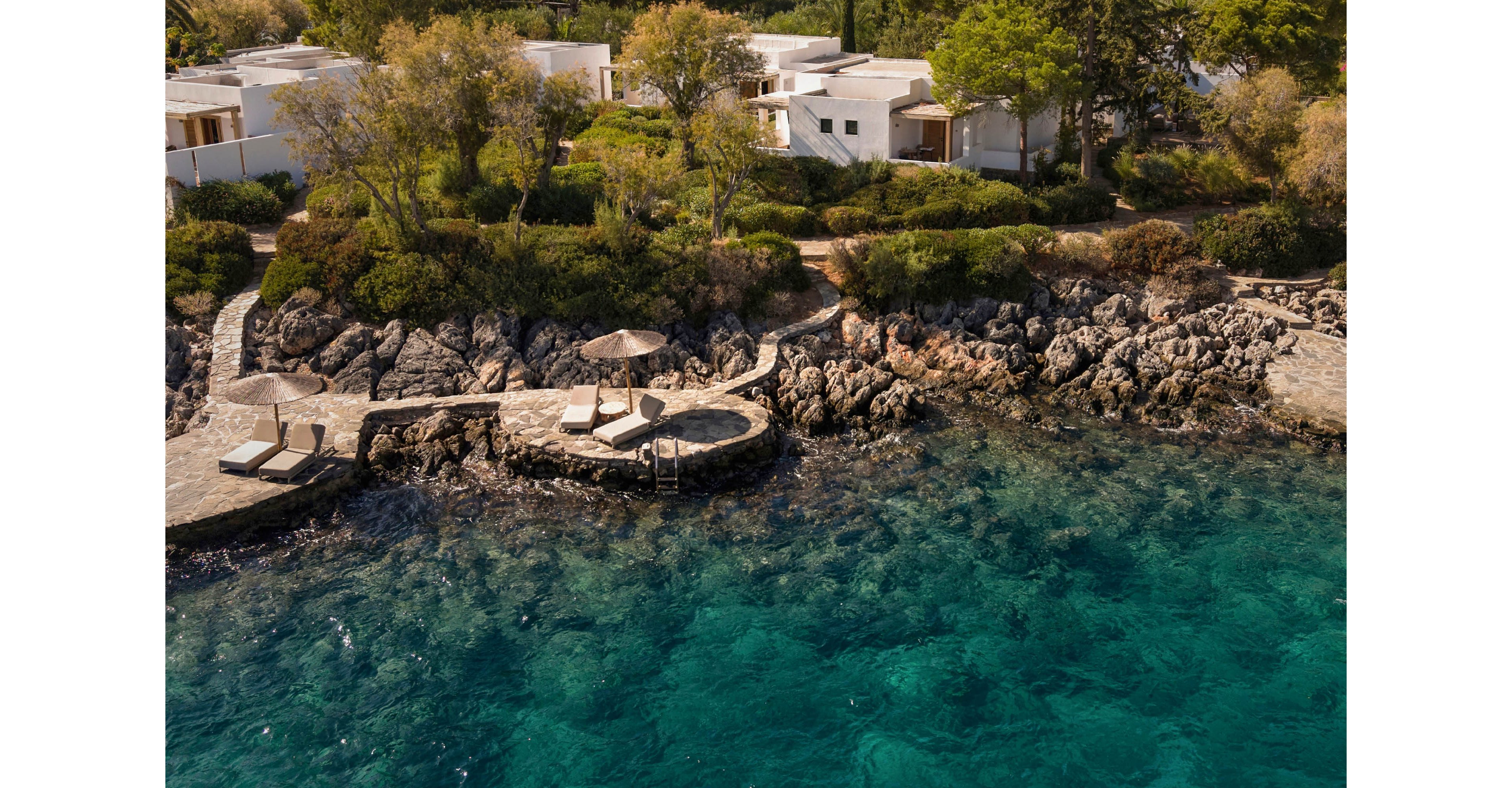 Minos Beach Art Hotel