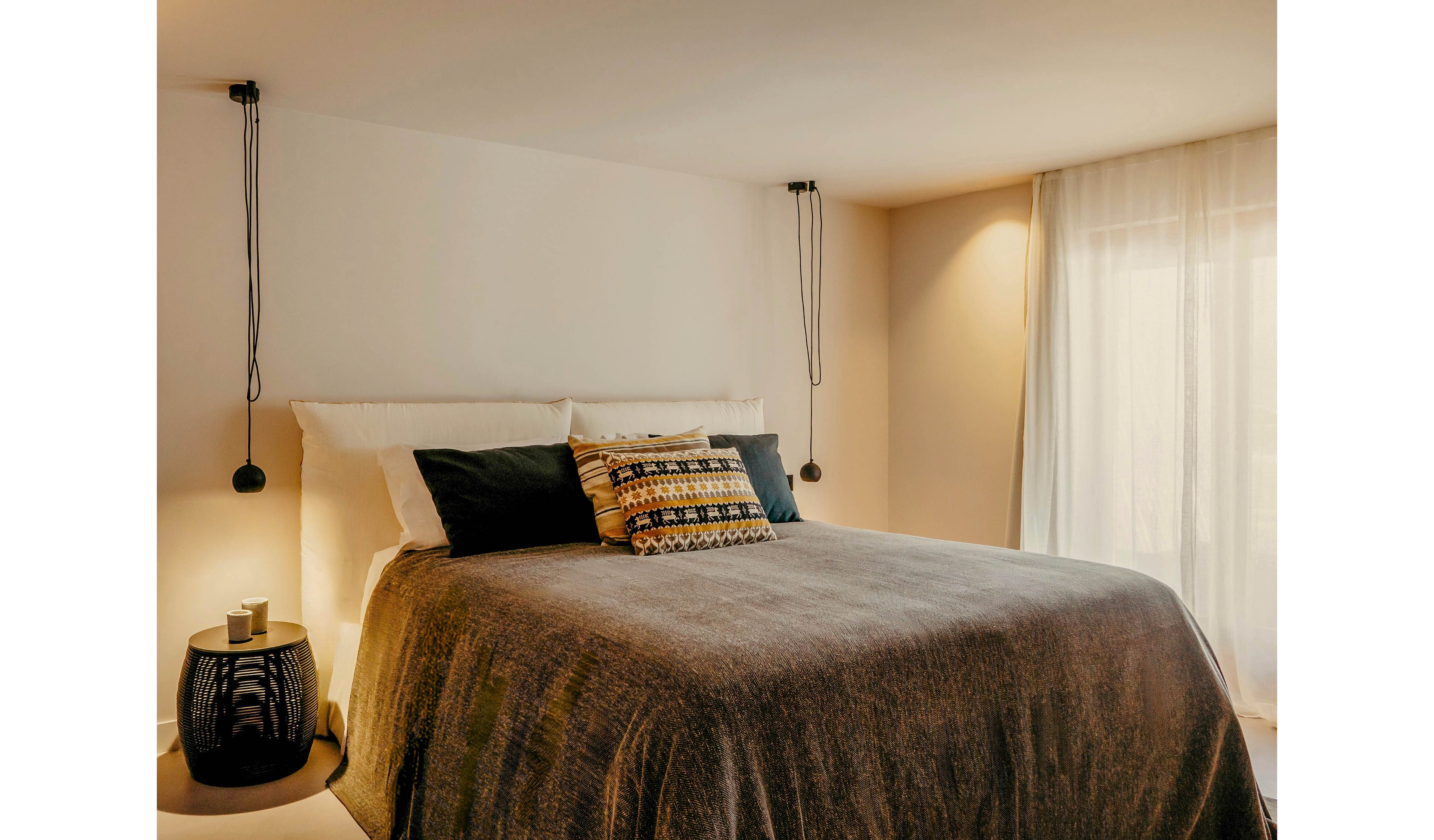 Minos Beach Art Hotel